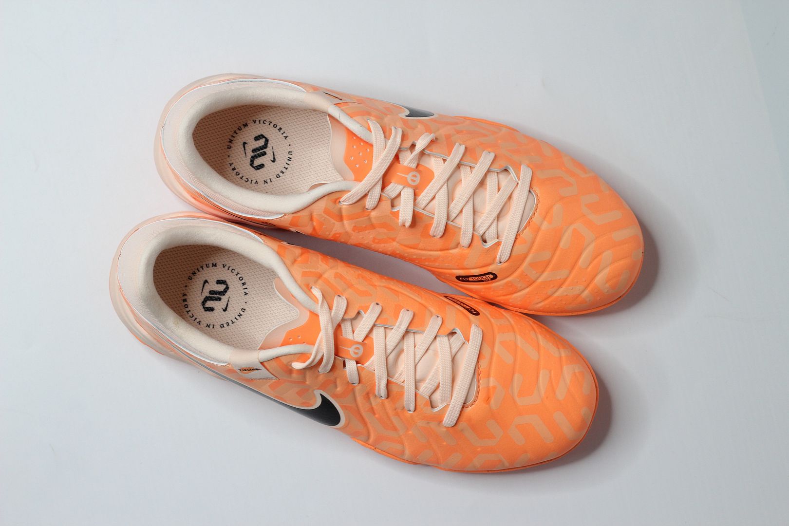 Nike Tiempo Legend 10 Academy TF màu cam trắng DZ3178-800