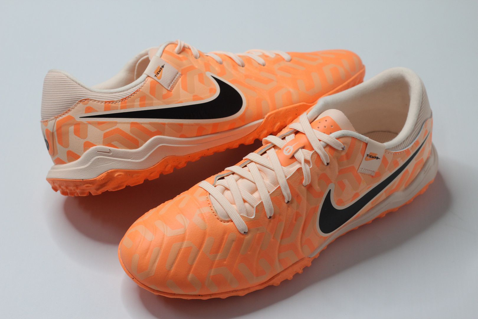 Nike Tiempo Legend 10 Academy TF màu cam trắng DZ3178-800