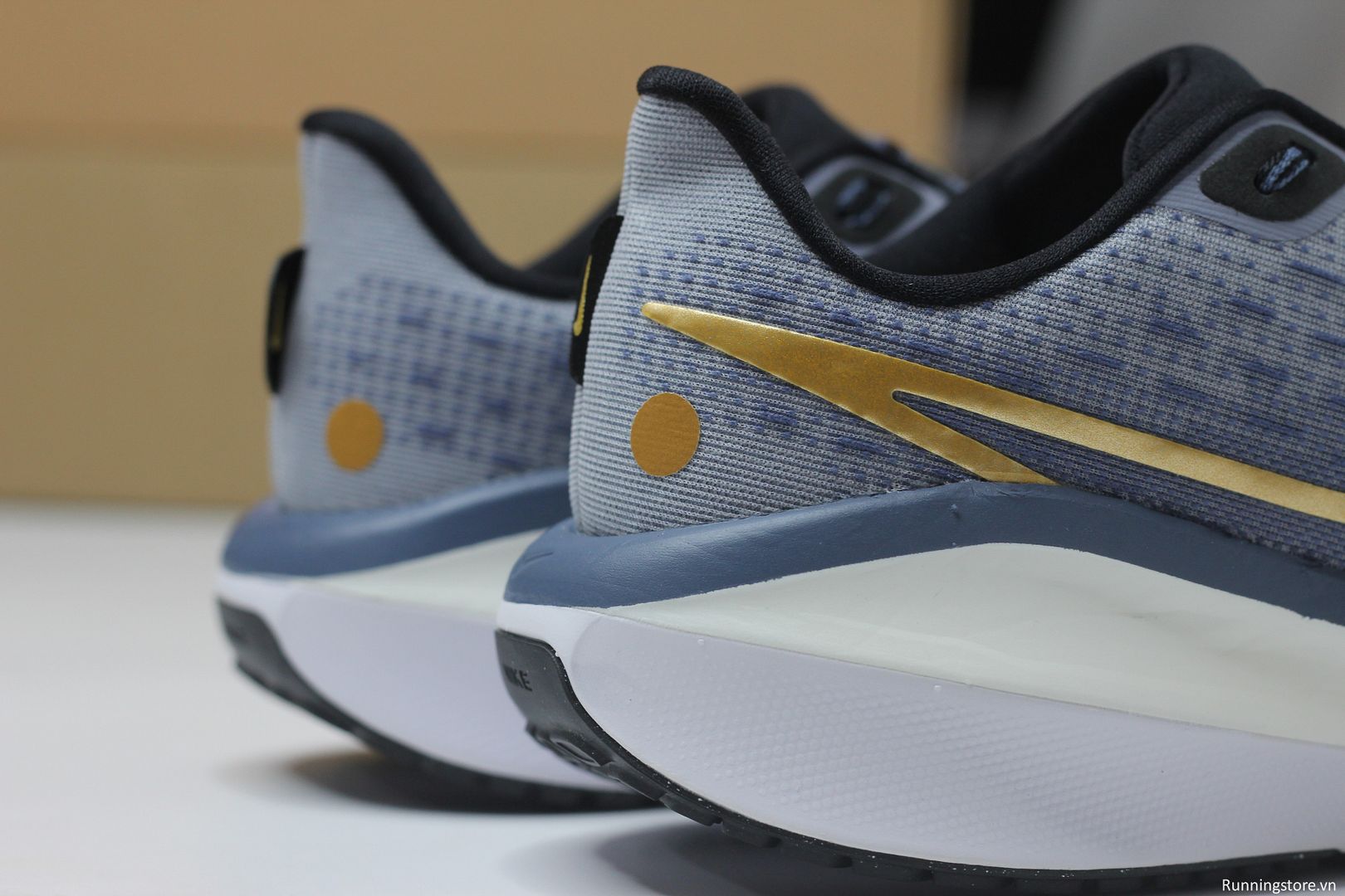 Nike Vomero 17- Diffused Blue/ Ashen Slate/ White/ Metallic Gold FB8502-400