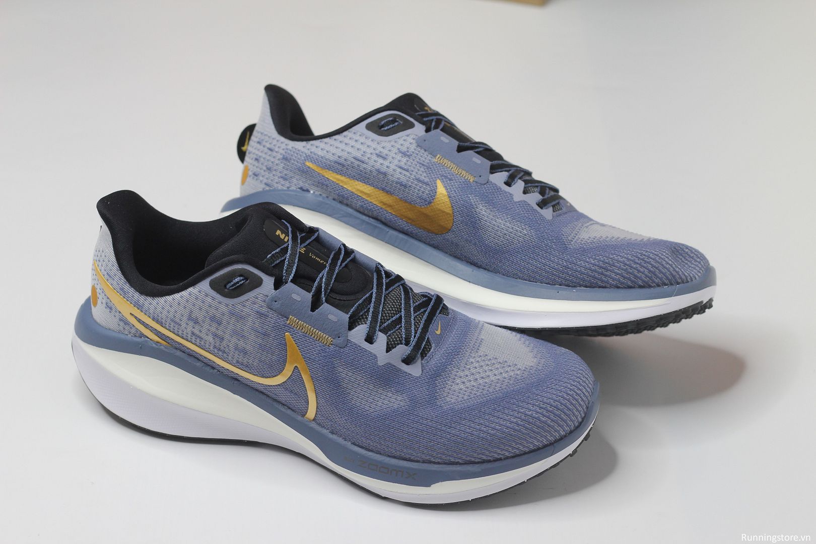 Nike Vomero 17- Diffused Blue/ Ashen Slate/ White/ Metallic Gold FB8502-400