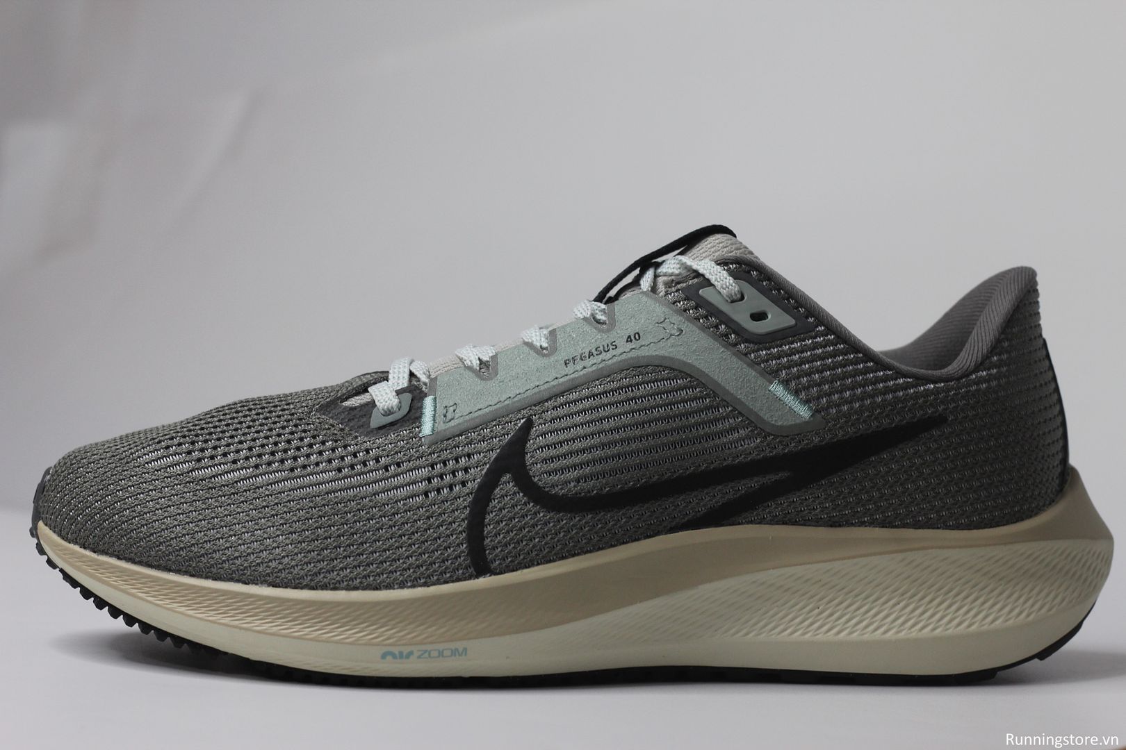 Giày chạy bộ Nike Air Zoom Pegasus 40 màu xám FN7498-012