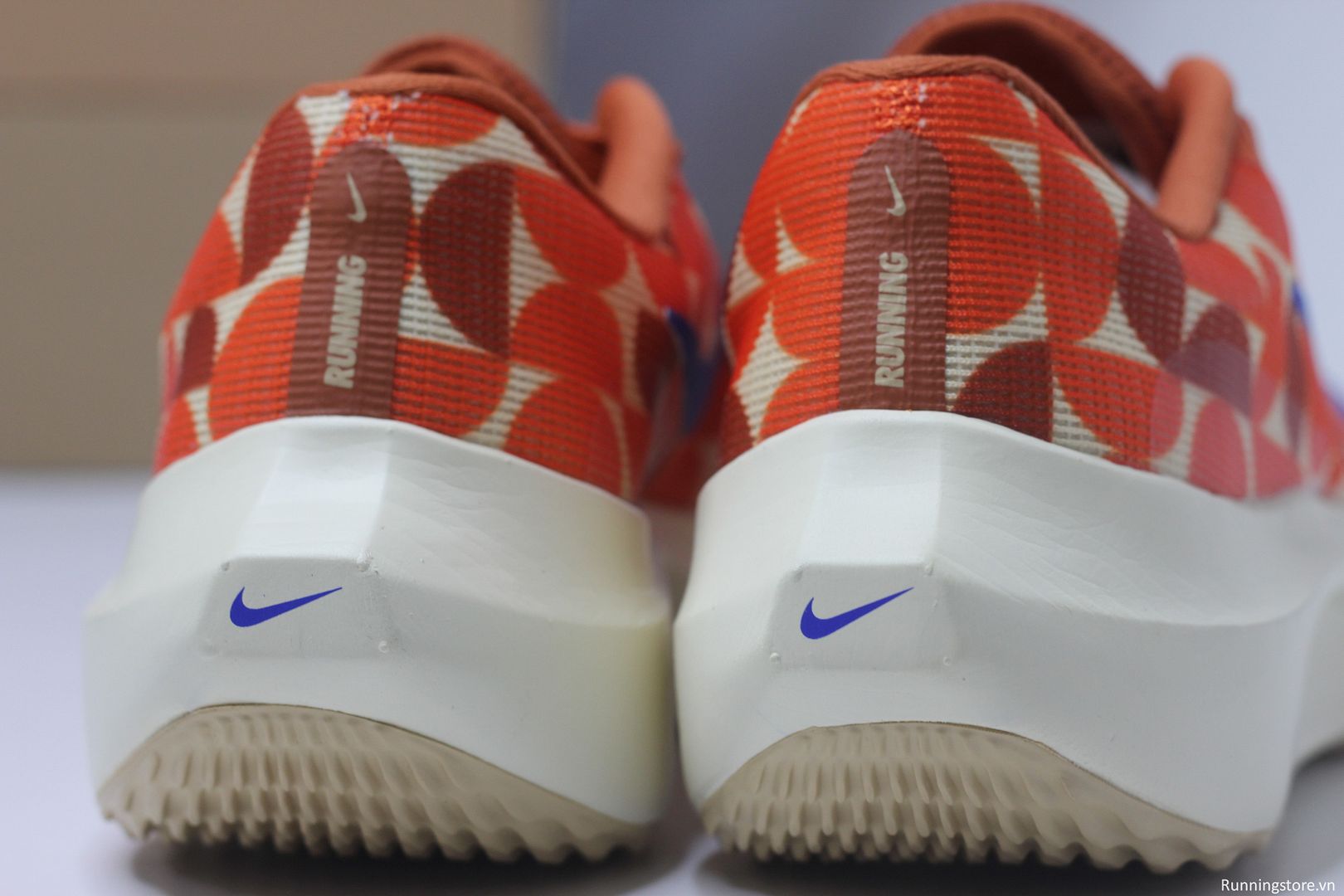 Nike Air Zoom Fly 5 màu cam trắng - Safety Orange/Burnt Sunrise/Sesame/Hyper Royal FQ7679-800