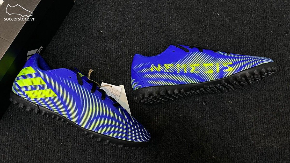 Giày bóng đá Adidas Nemeziz .4 TF FW7405 