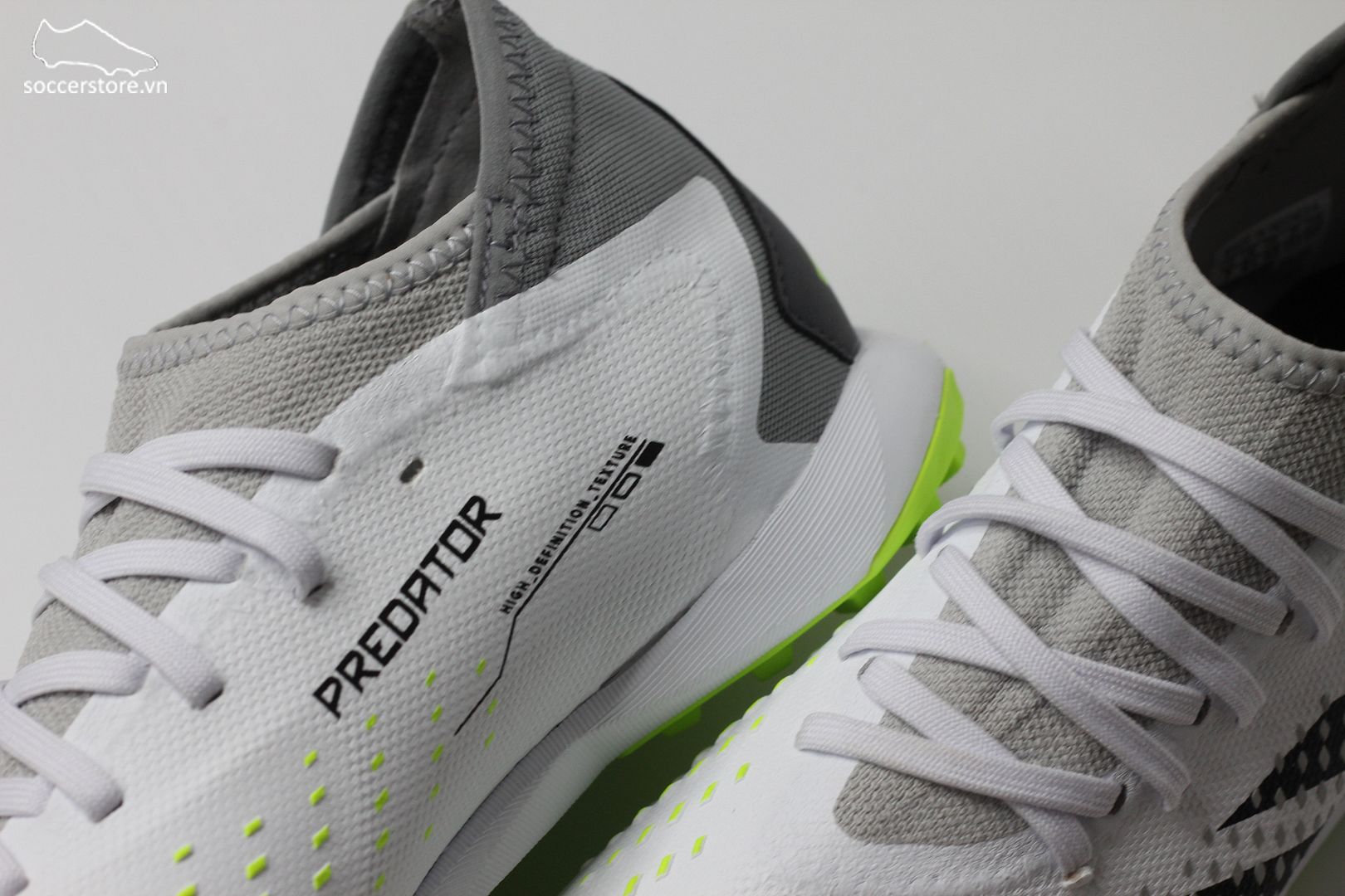 Adidas Predator Accuracy .3 TF Crazyrush pack màu trắng đế xanh GZ0004