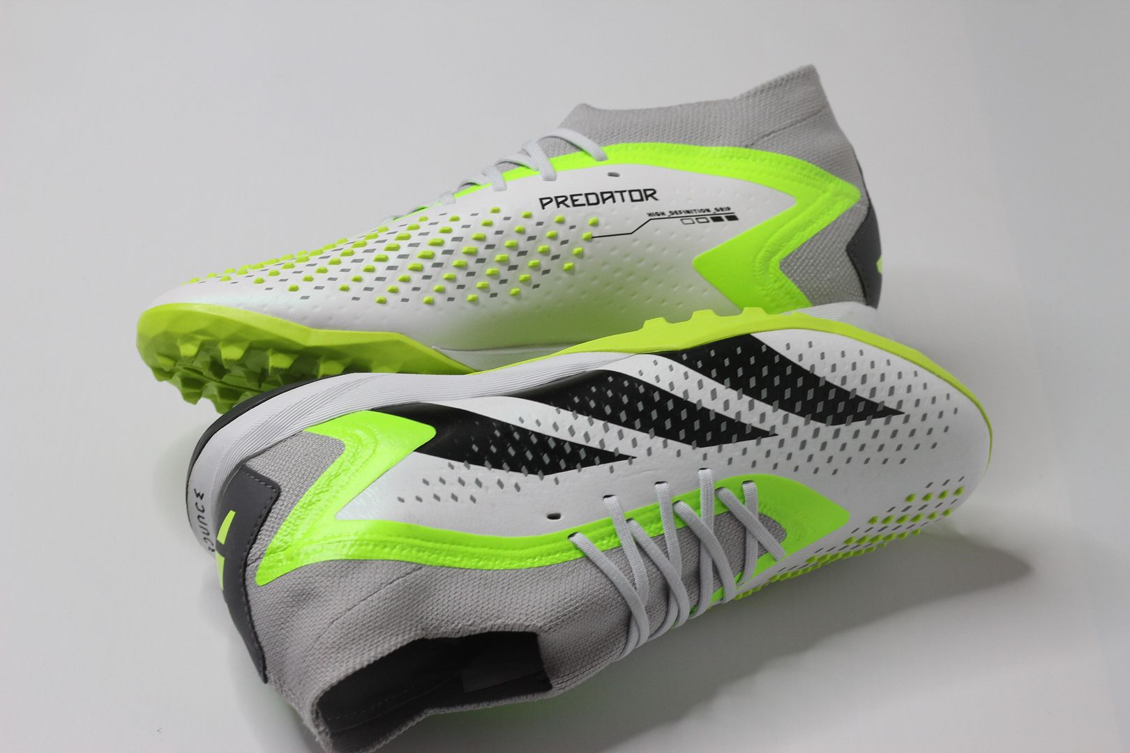 Adidas Predator Accuracy .1 TF Crazyrush pack màu trắng đế xanh GZ0009