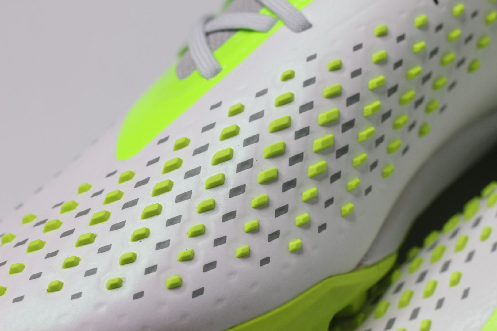 Adidas Predator Accuracy .1 TF Crazyrush pack màu trắng đế xanh GZ0009