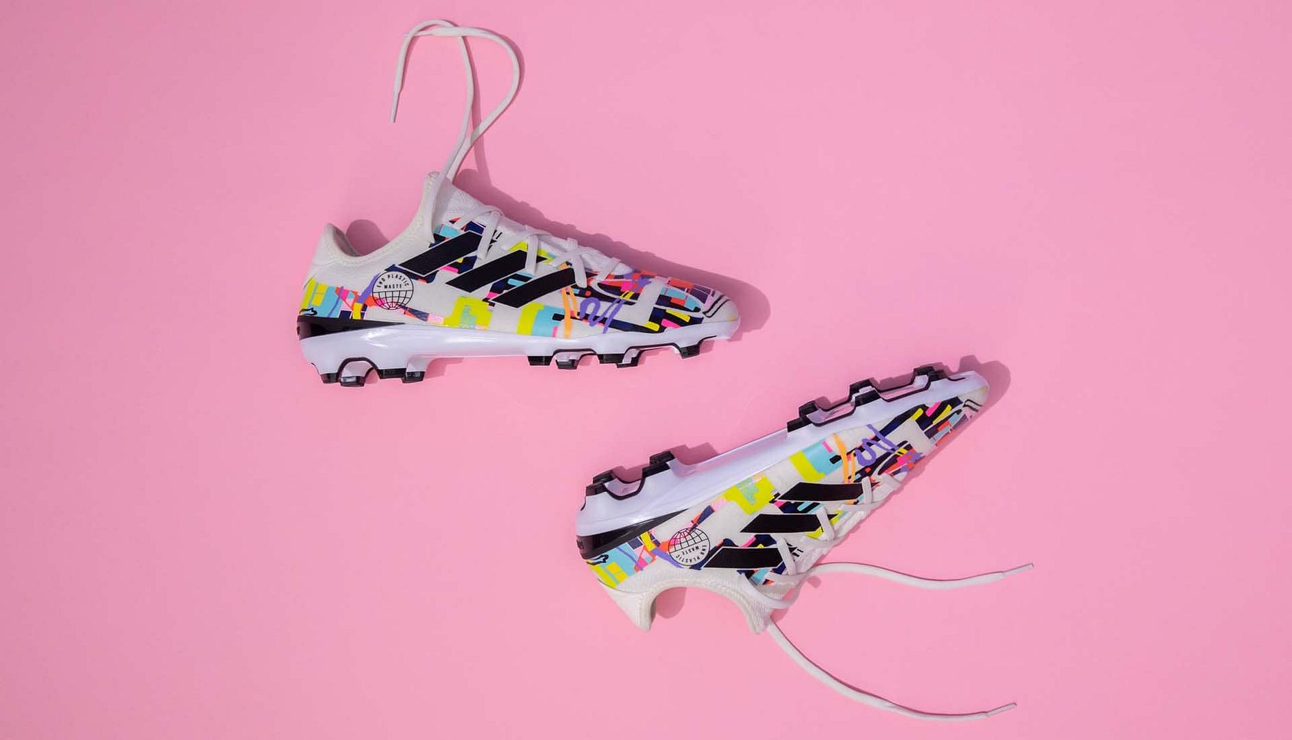 Giày bóng đá Adidas Gamemode