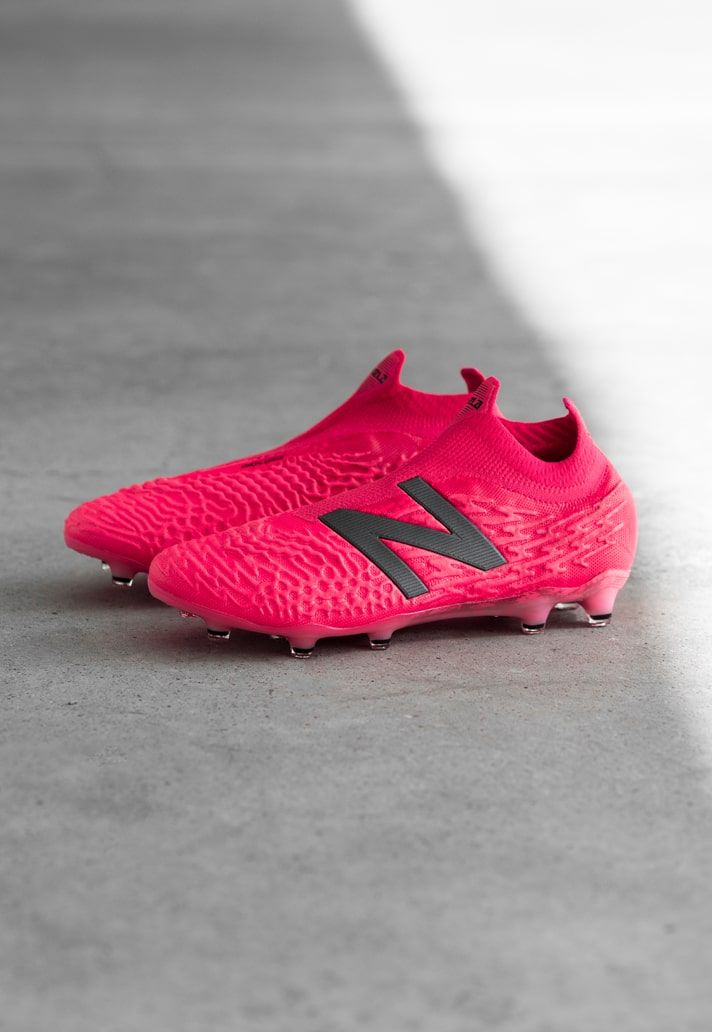 Giày bóng đá New Balance Tekela Flair Pack