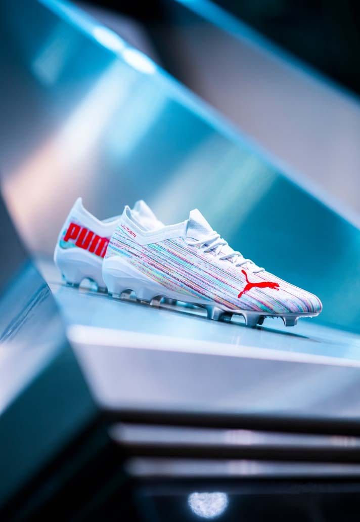 giày bóng đá Puma Spectra 2021 