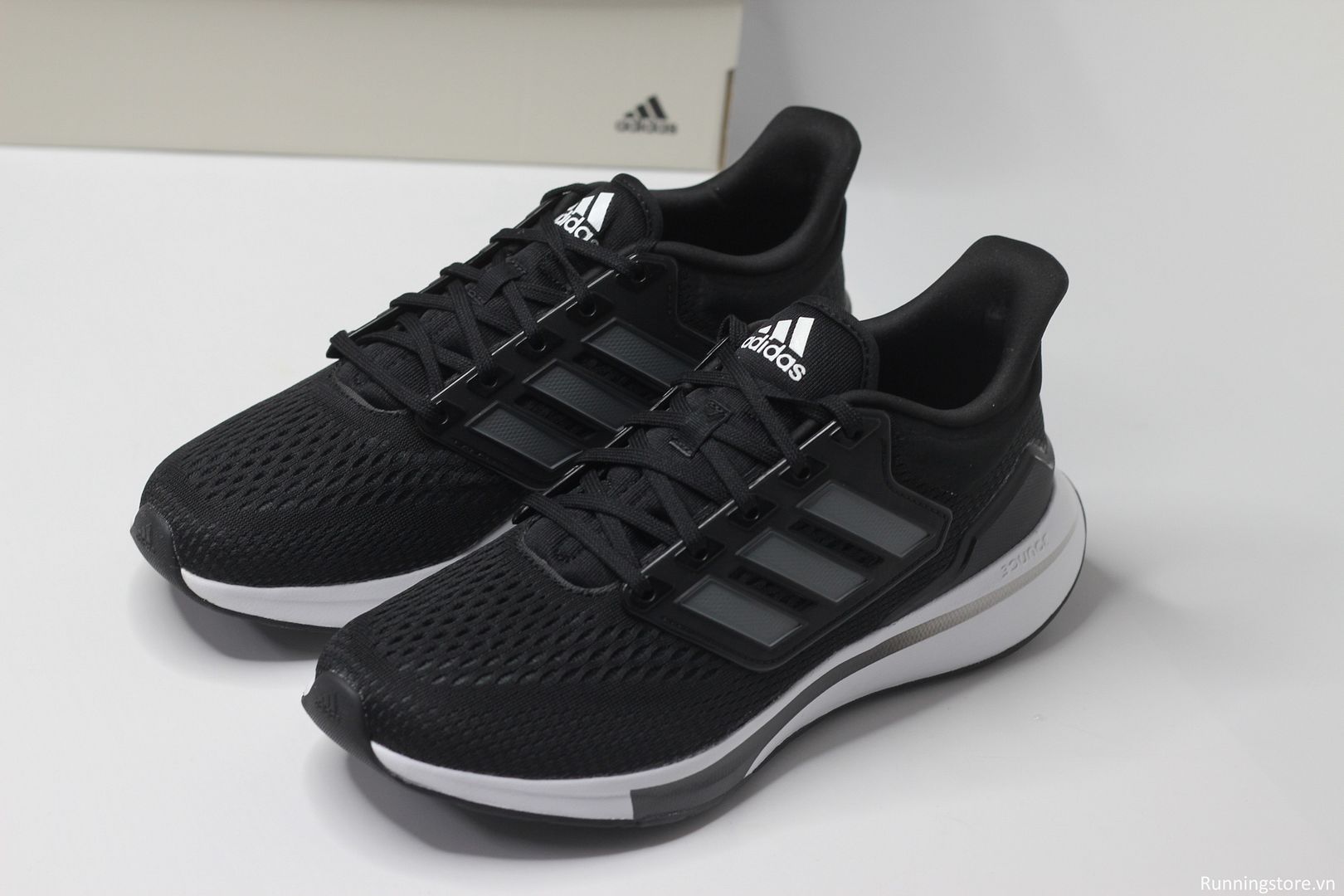 Adidas EQ21 Run- Core Black/ Iron Metallic/ Carbon H00512