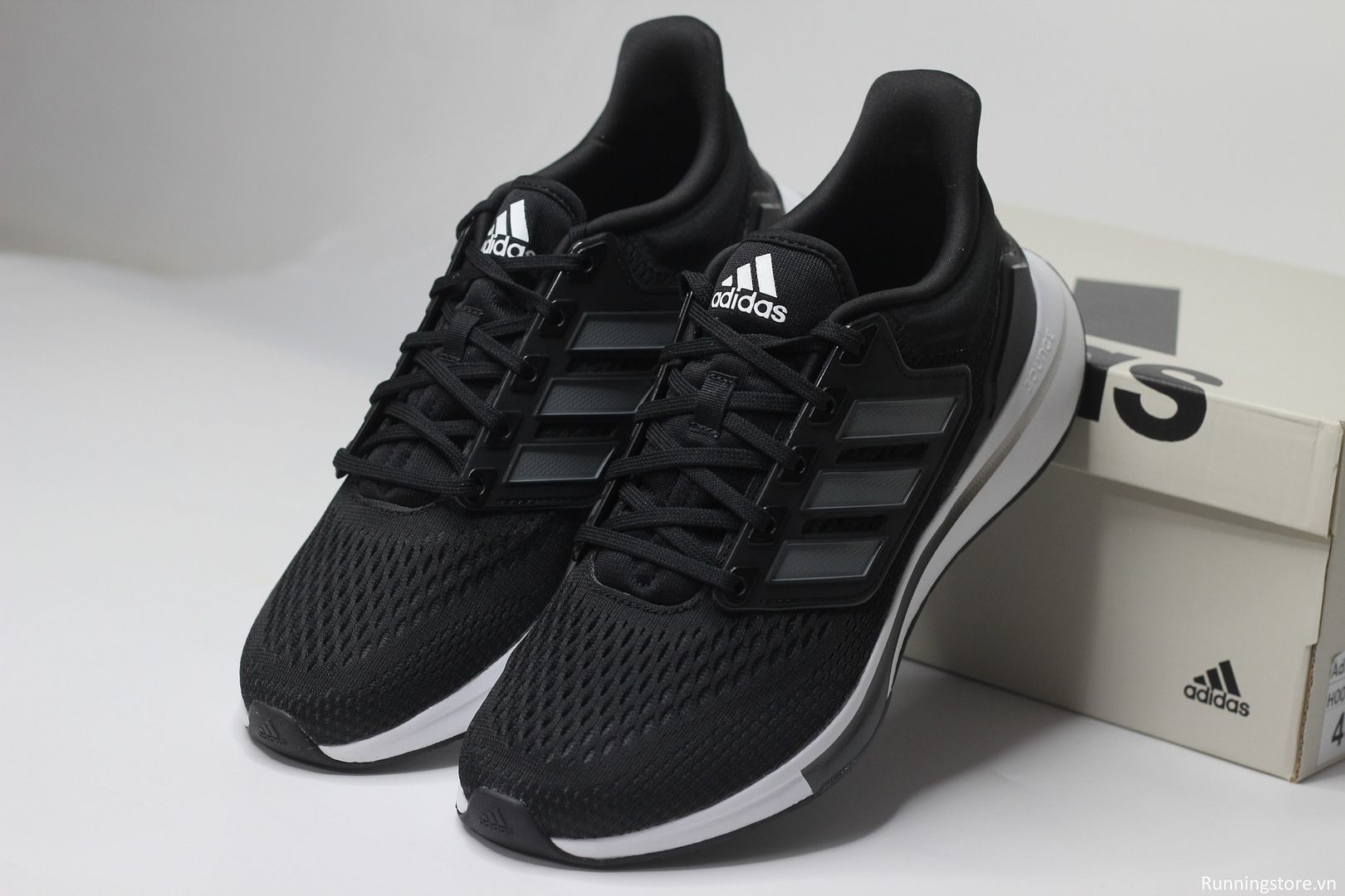 Adidas EQ21 Run- Core Black/ Iron Metallic/ Carbon H00512