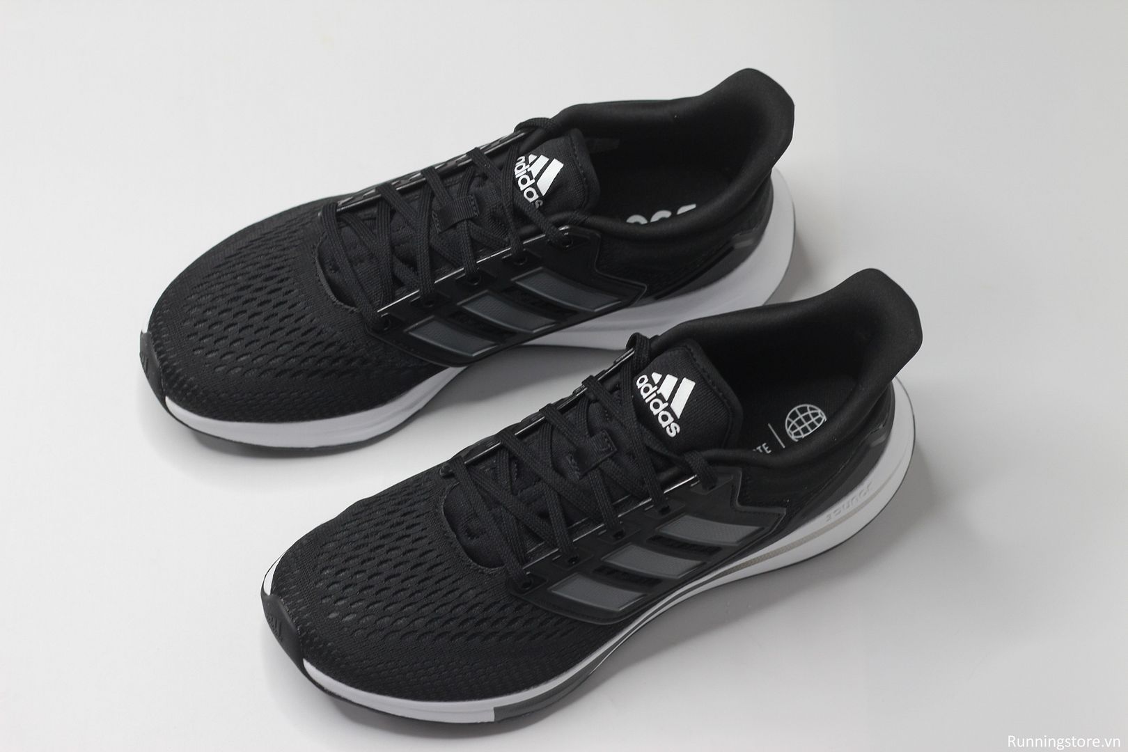 Adidas EQ21 Run- Core Black/ Iron Metallic/ Carbon H00512