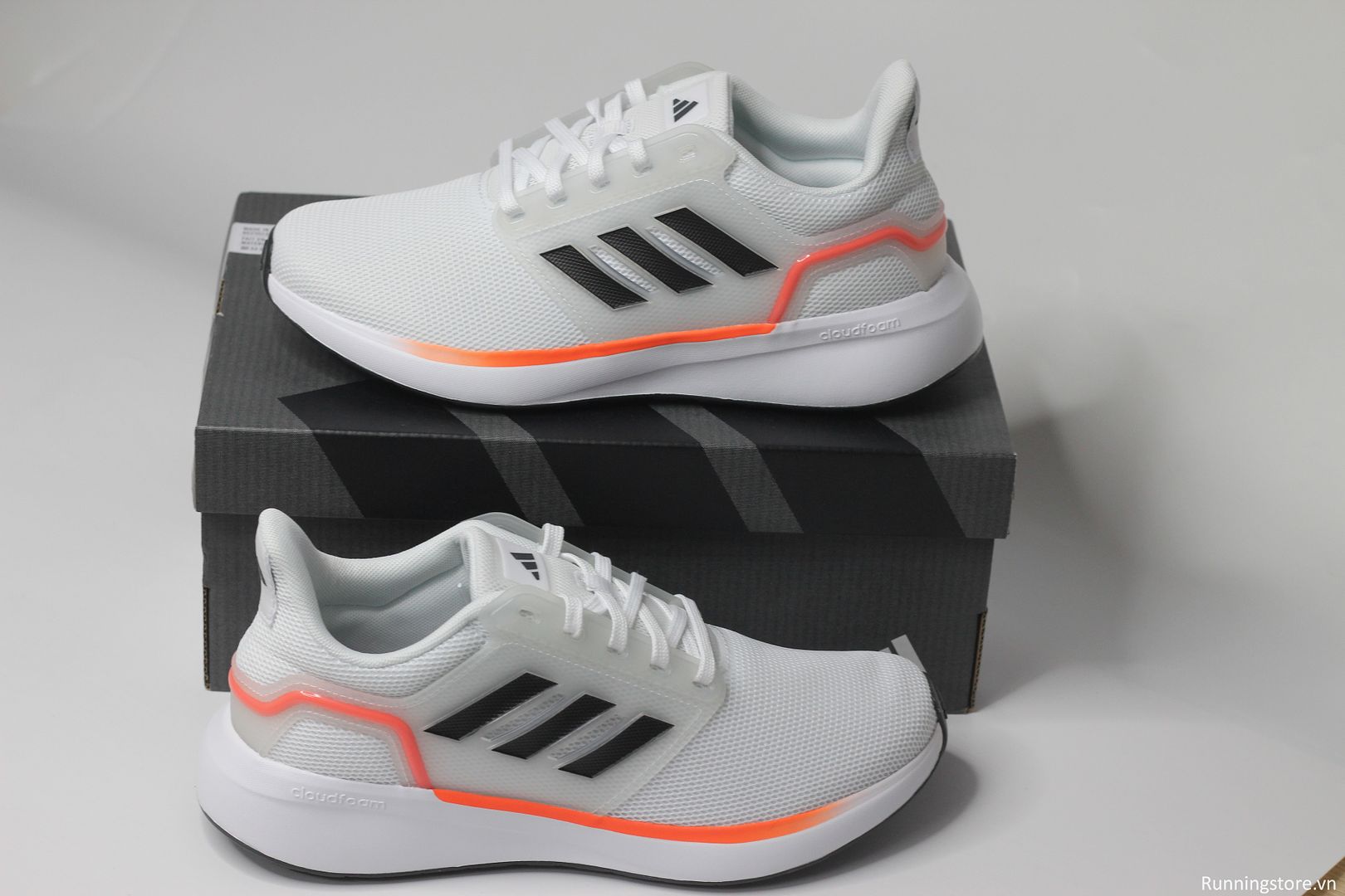Giày chạy bộ Adidas EQ19 màu trắng H02036