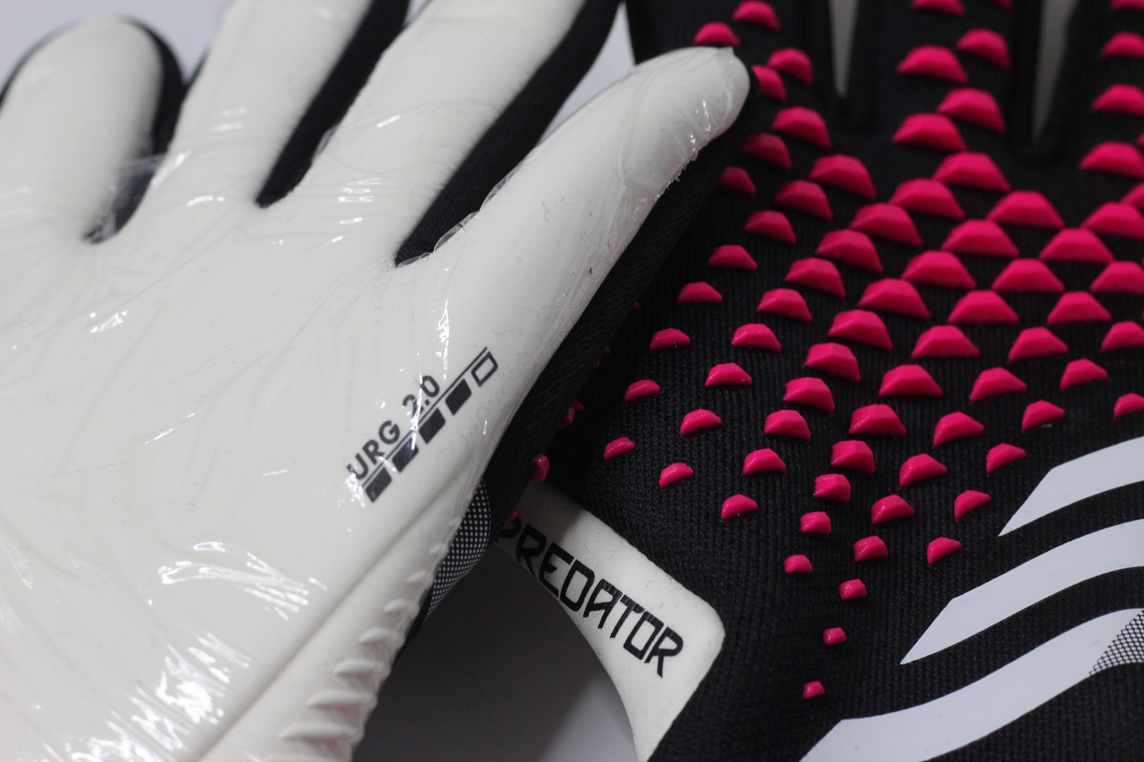 Găng tay thủ môn Adidas Predator GL Pro màu đỏ đen GK Gloves HN3345