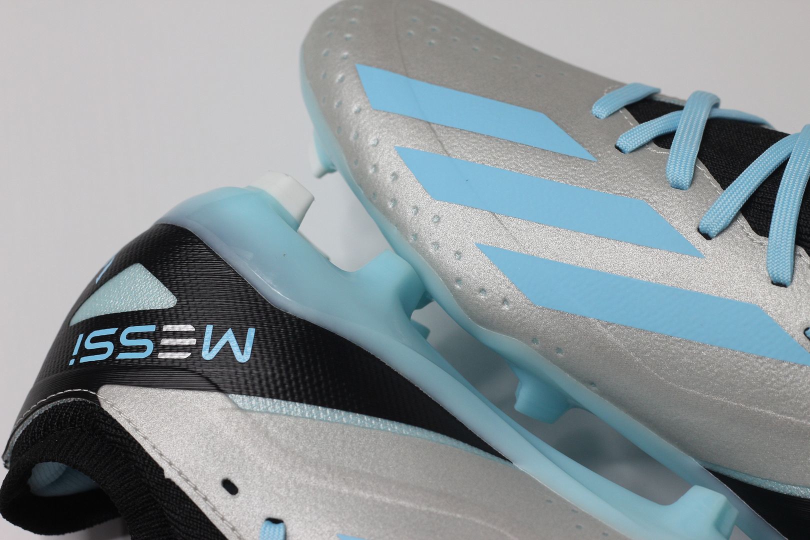 Adidas X Crazyfast Messi .3 FG Infinito Messi màu bạc/ xám IE4078