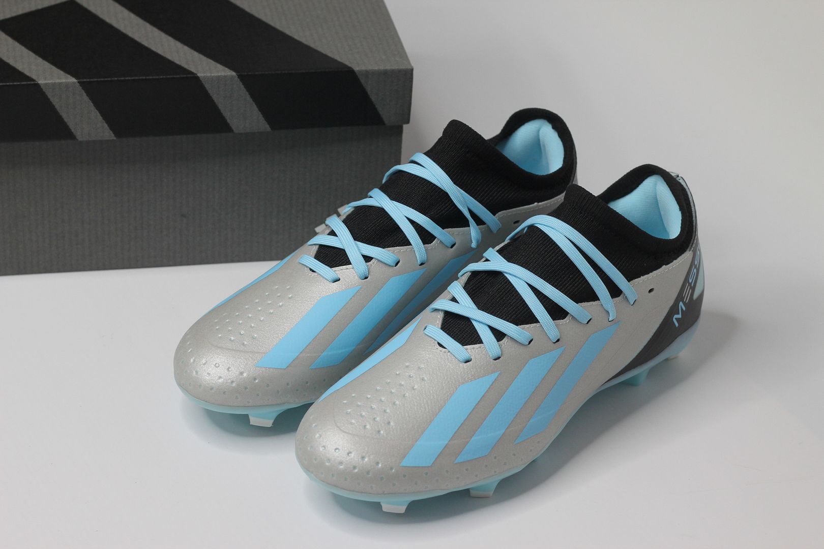 Adidas X Crazyfast Messi .3 FG Infinito Messi màu bạc/ xám IE4078
