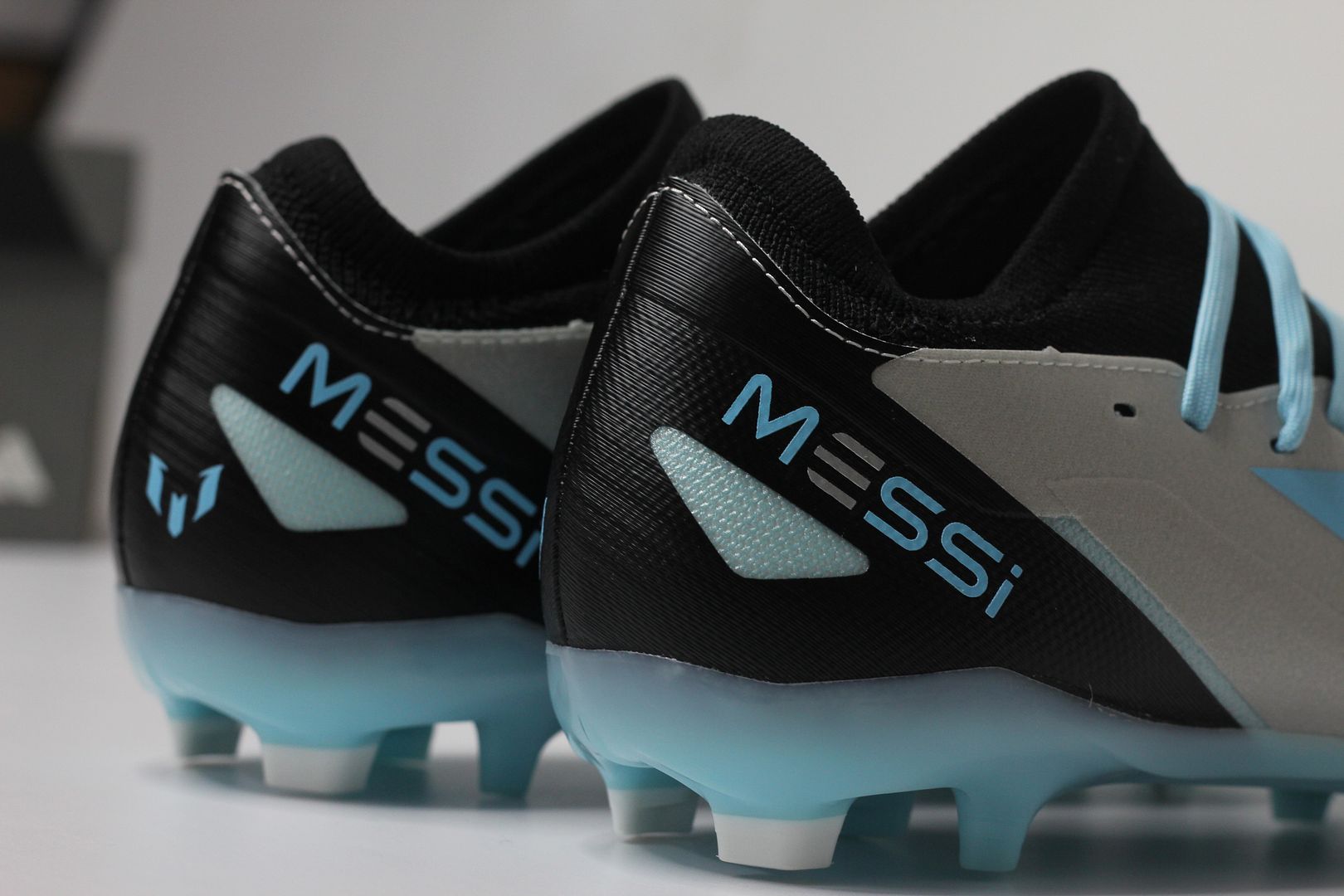 Adidas X Crazyfast Messi .3 FG Infinito Messi màu bạc/ xám IE4078