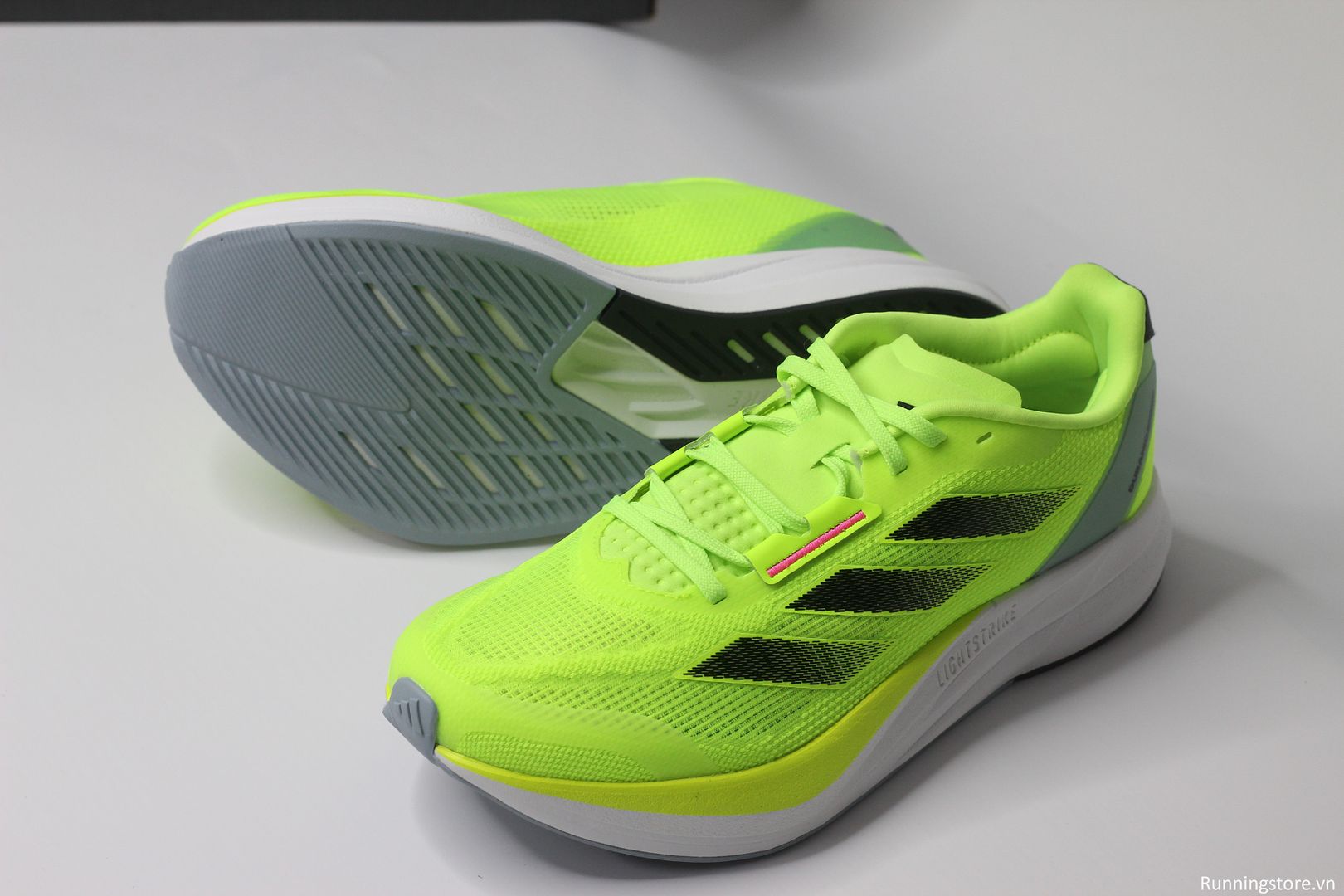 Giày chạy bộ Adidas Duramo 10 Speed màu xanh lá chuối IF4820
