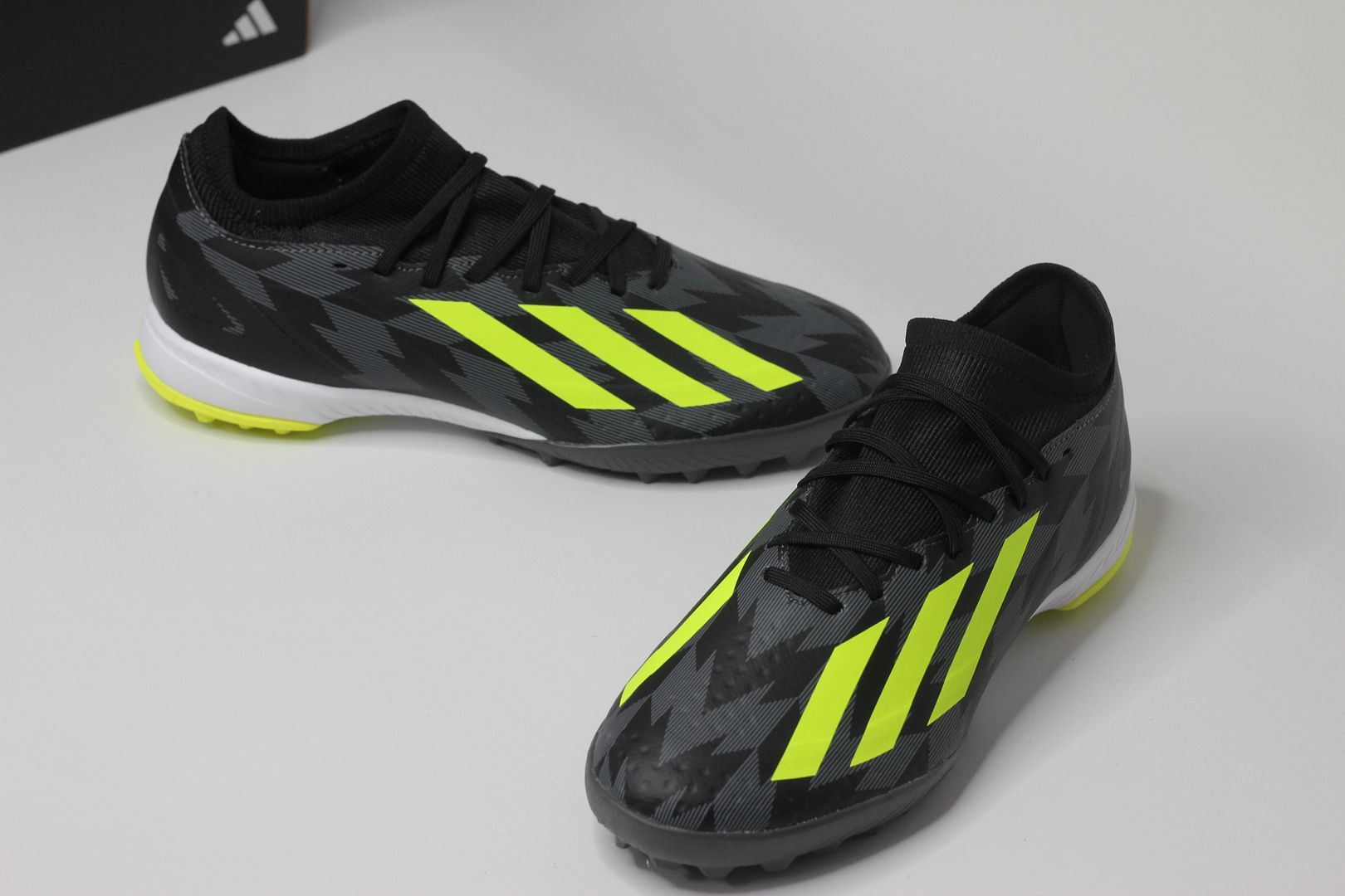 Adidas X Crazyfast .3 TF màu đen xám/xanh chuối IG0767