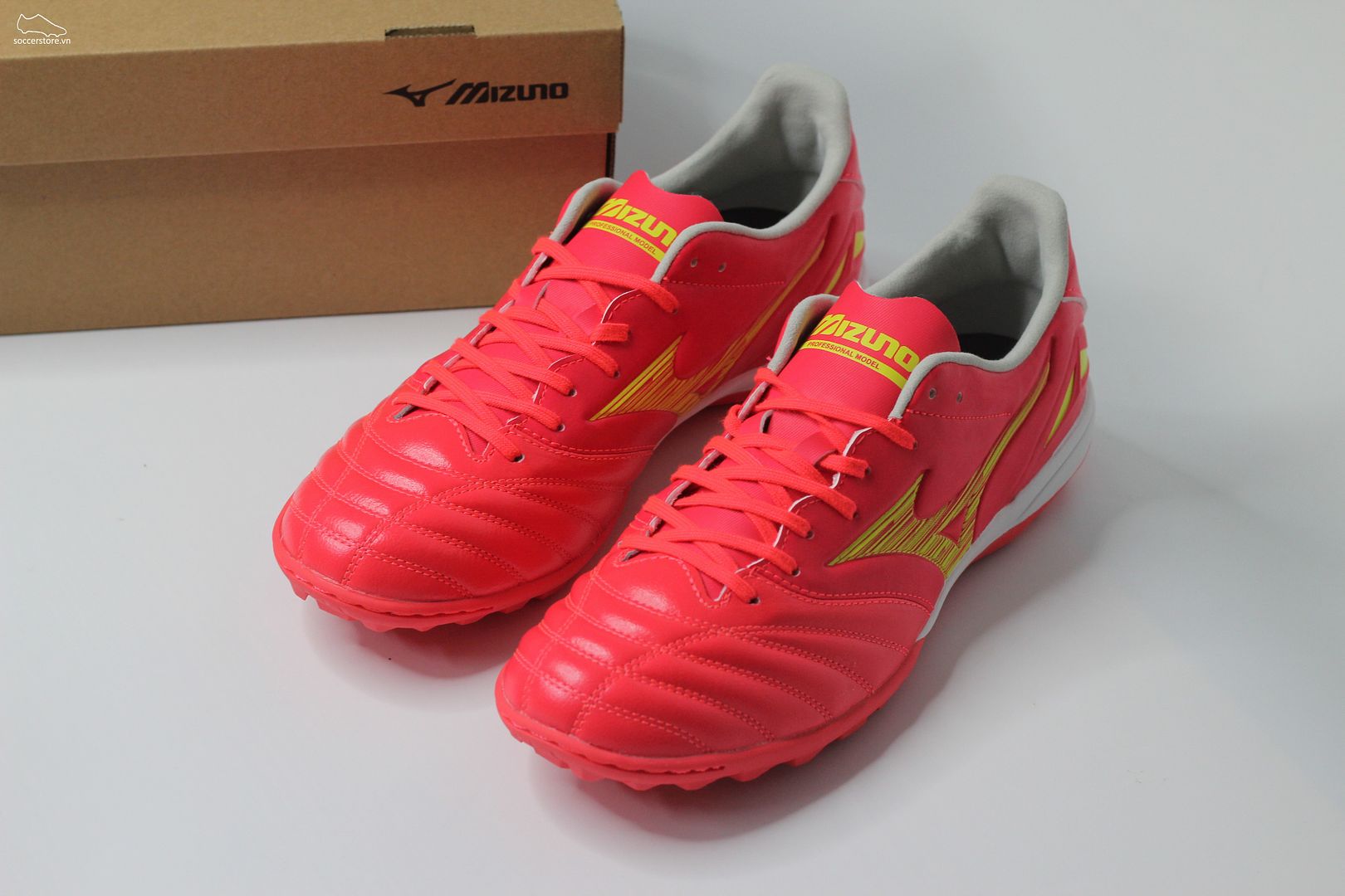 Giày bóng đá Mizuno Morelia Neo 4 Pro AS TF màu đỏ P1GD233464