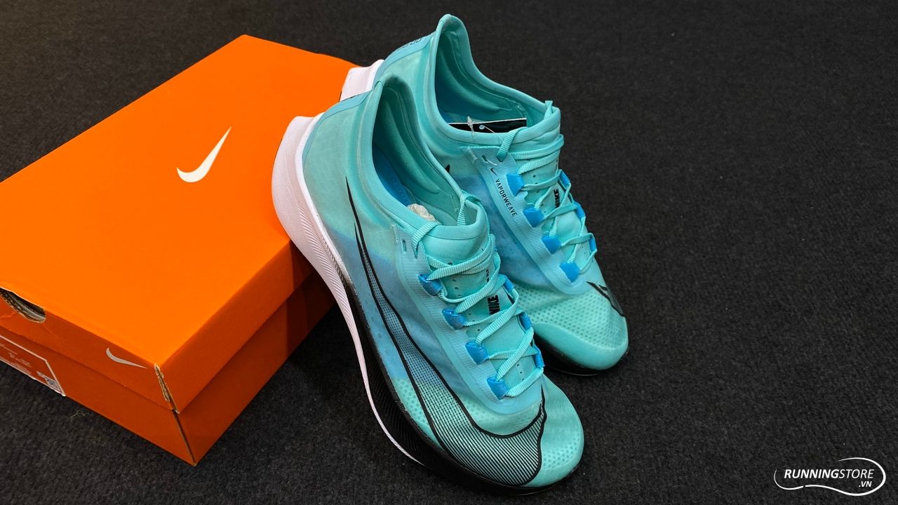 Nike Zoom Fly 3 - AT8240-305