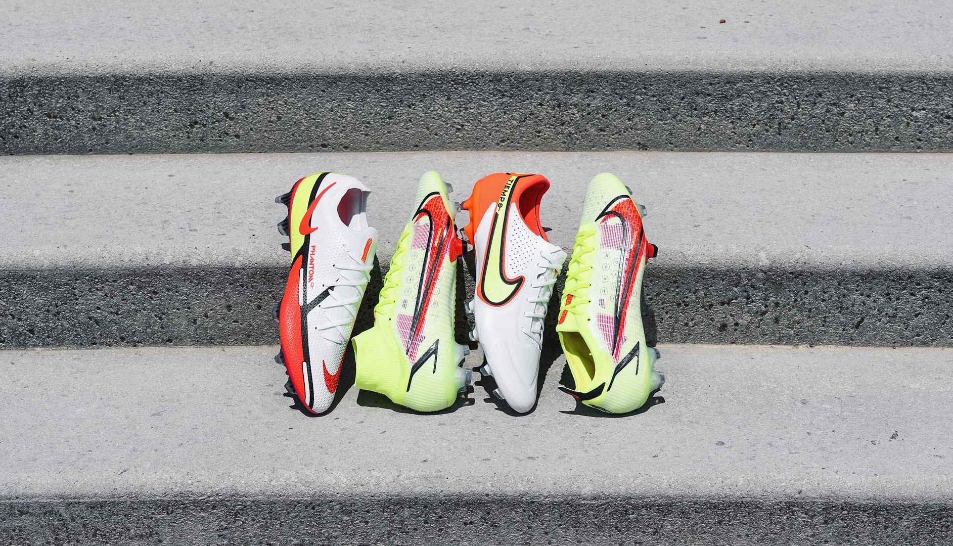 giày bóng đá Nike Motivation