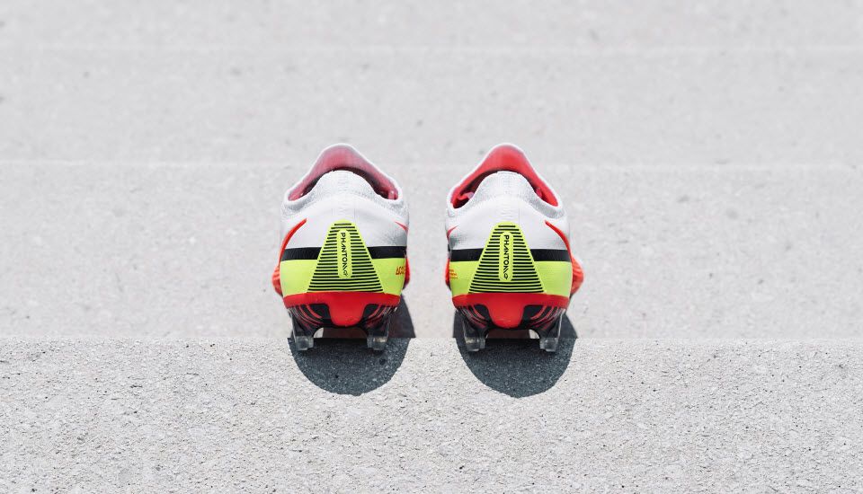 giày bóng đá Nike Phantom GT II Motivation