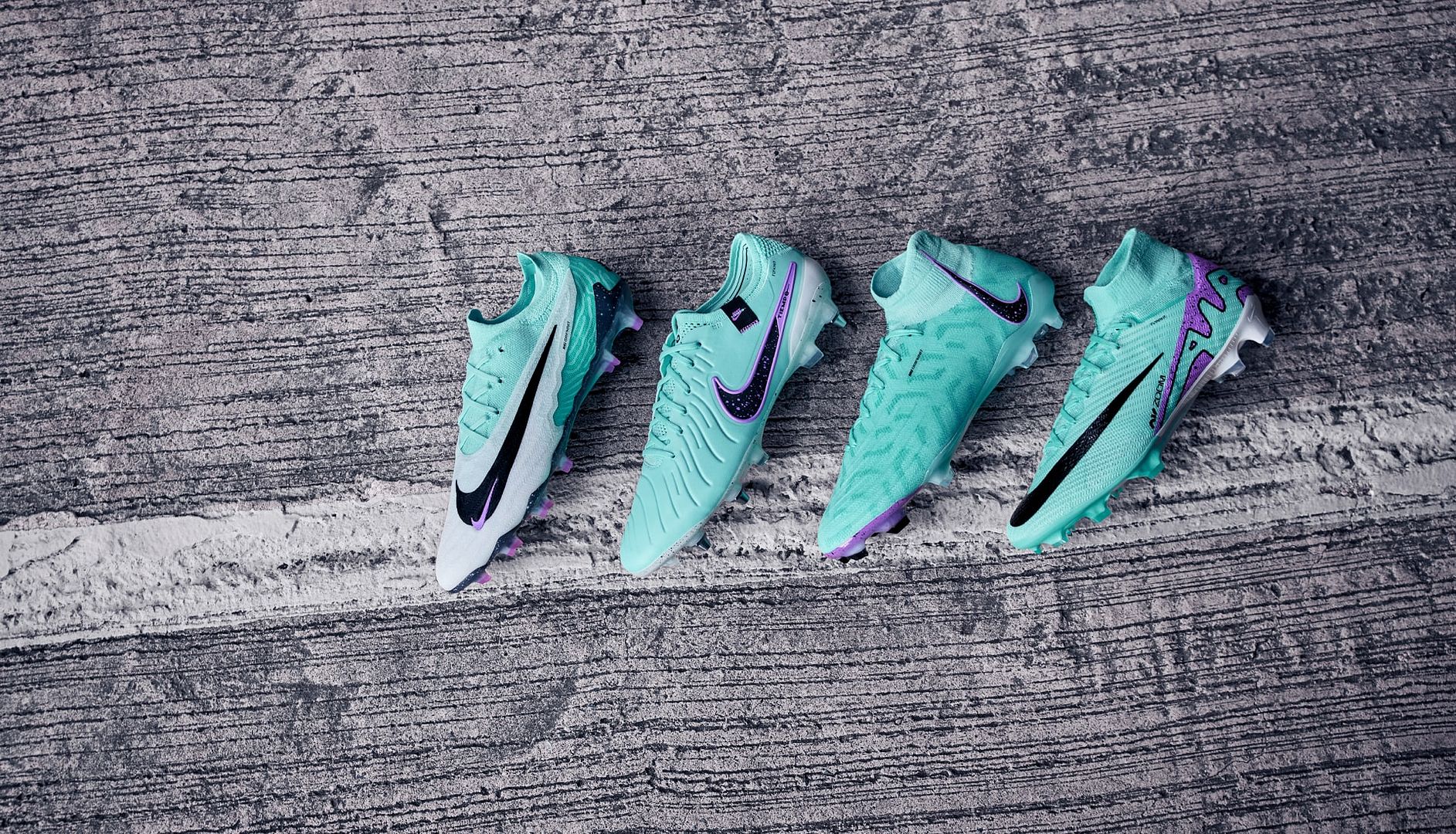 Pack giày Nike Peak Ready lấy cảm hứng từ UEFA Champions League