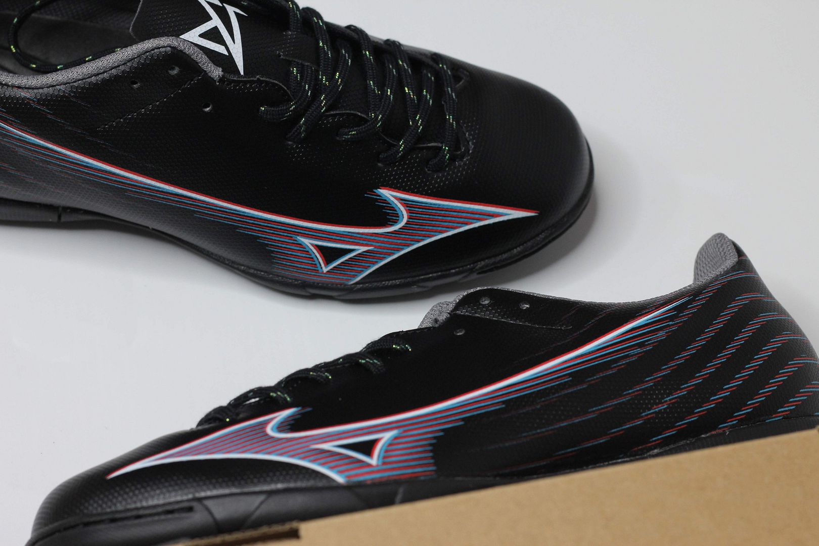 Mizuno α Alpha Select AS TF màu đen bạc - P1GD236501