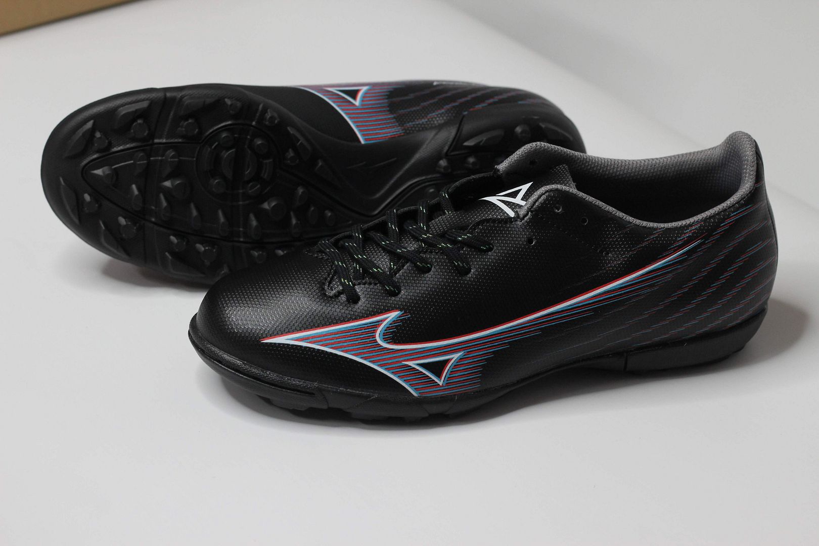 Mizuno α Alpha Select AS TF màu đen bạc - P1GD236501