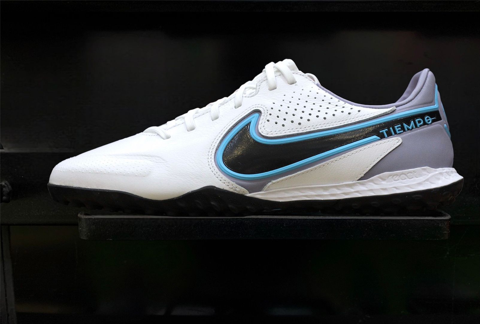 Nike Tiempo Legend 9 Pro TF Blast Pack màu trắng xanh – DA1192-146