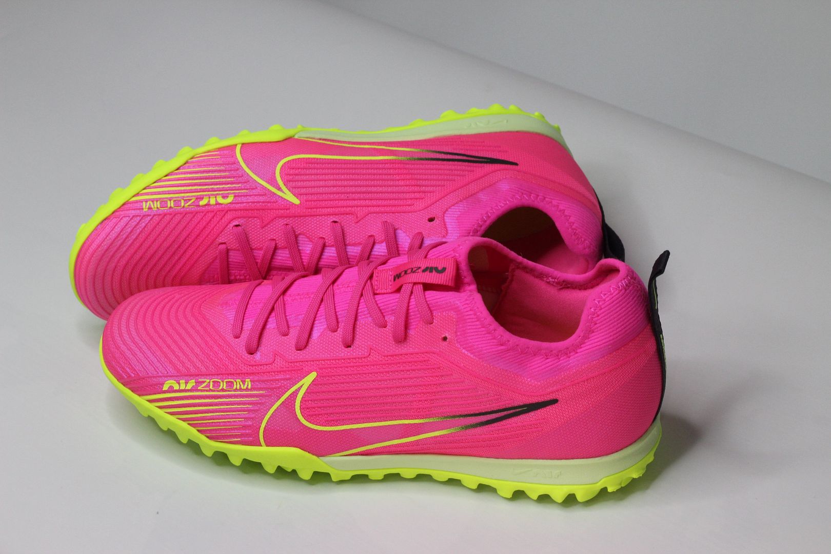 Nike Mercurial Vapor 15 Pro TF Air Zoom màu hồng - Luminous pack DJ5605-605