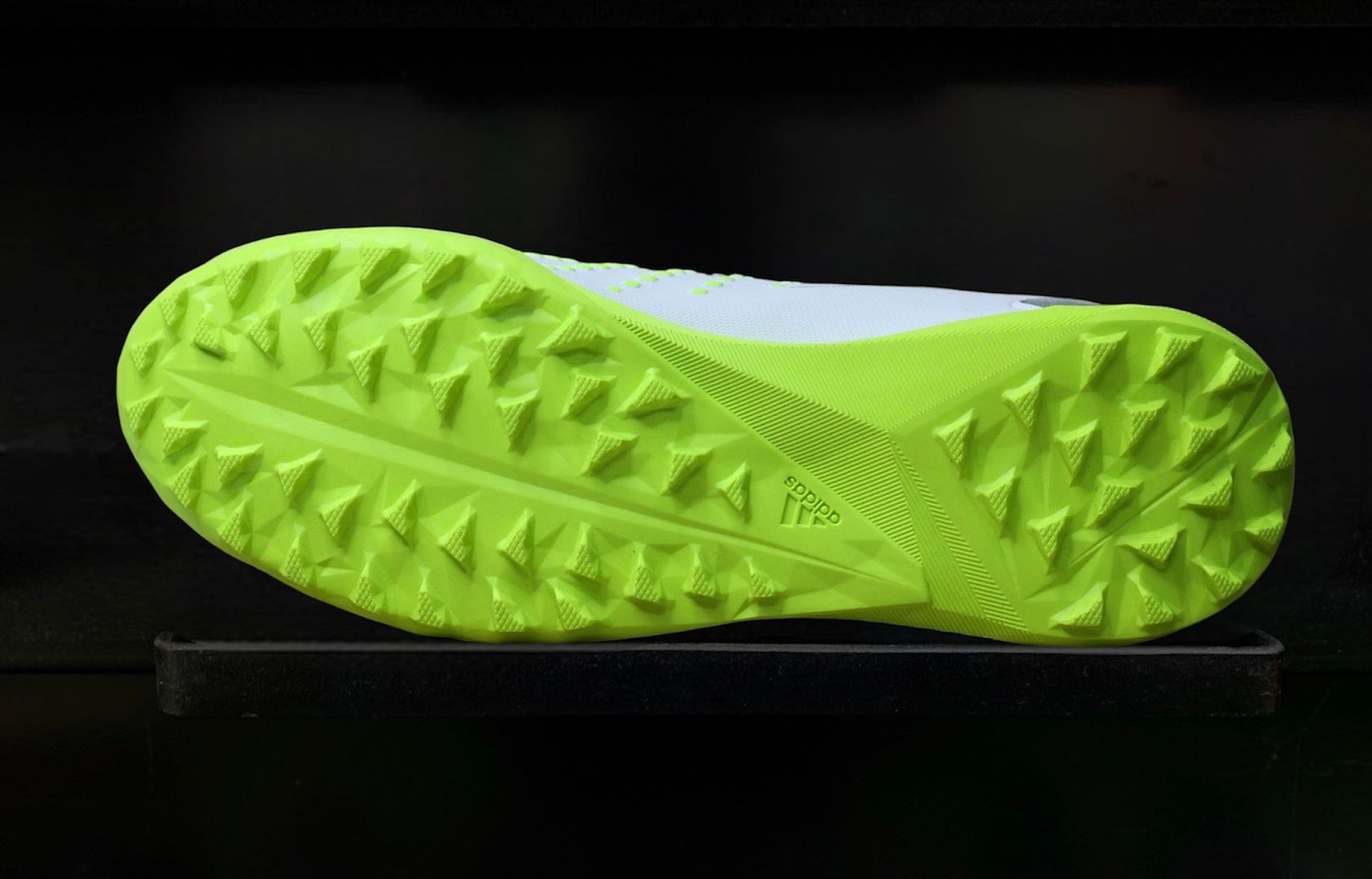 Adidas Predator Accuracy .3 TF Junior Crazyrush pack màu trắng đế xanh - IE9450