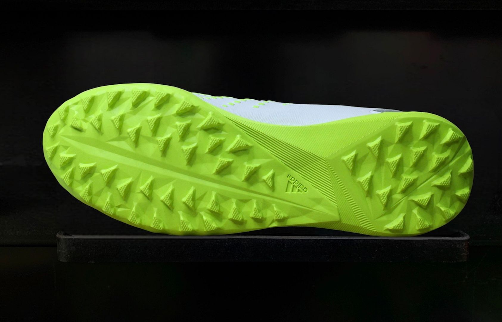 Adidas Predator Accuracy .3 TF Junior Crazyrush pack màu trắng đế xanh - IE9450