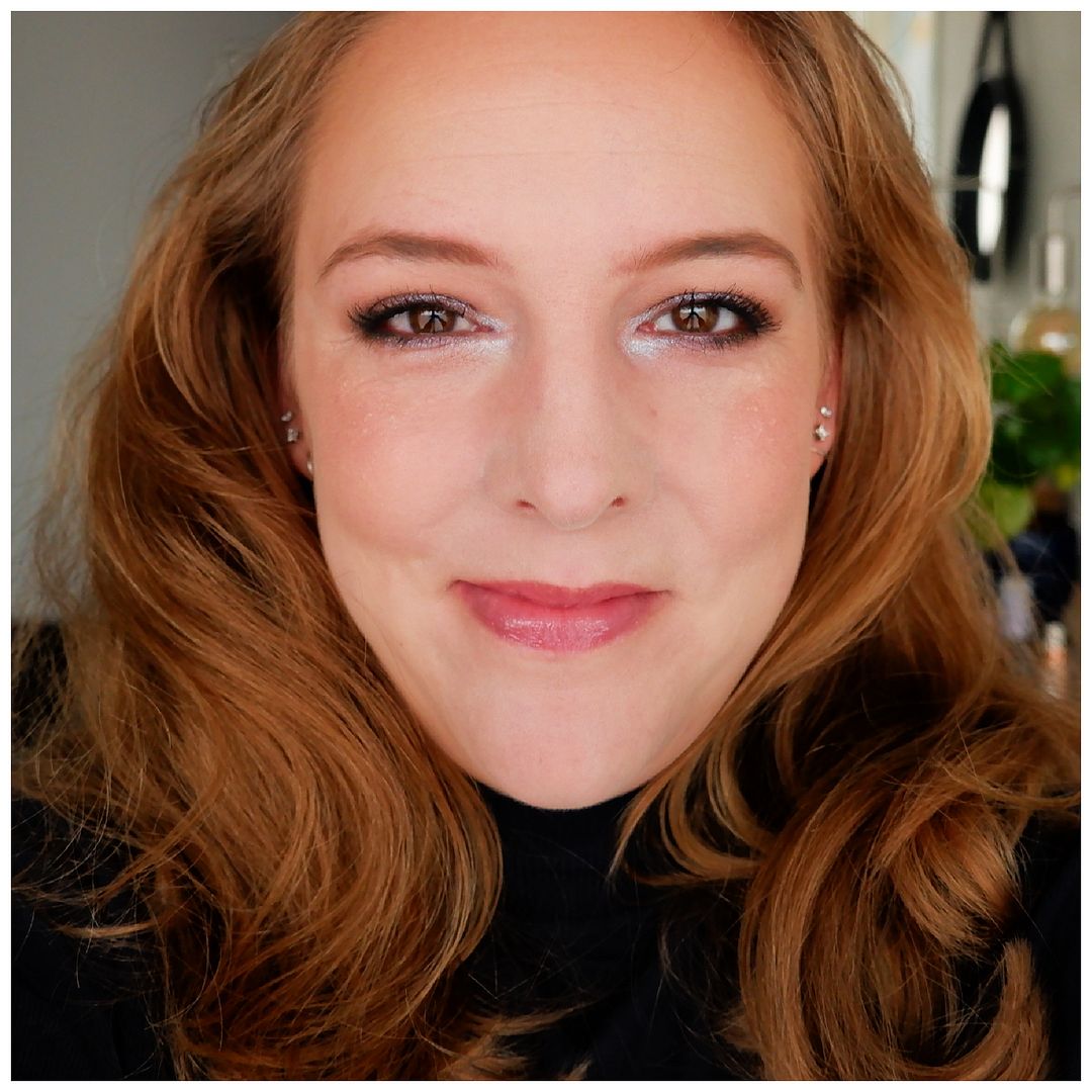 anastasia beverly hills luminous foundation hydrating 130 N fair skin review swatch makeup look dry skin anastasia beverly hills luminous foundation hydrating 130 N fair skin review swatch makeup look dry skin