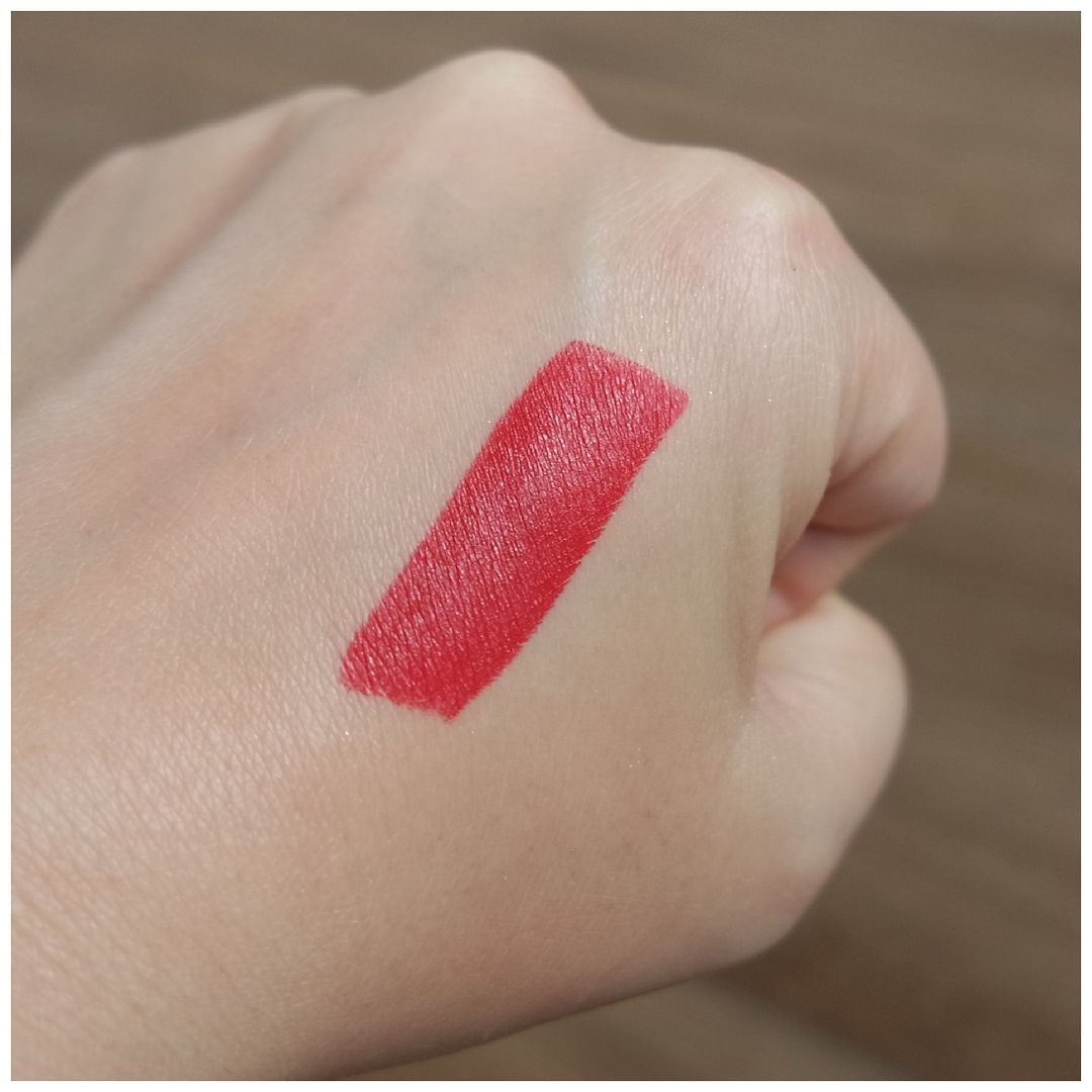 besame cosmetics fairest red snow white red lipstick review swatch makeup look application fair skin besame cosmetics fairest red snow white red lipstick review swatch makeup look application fair skin