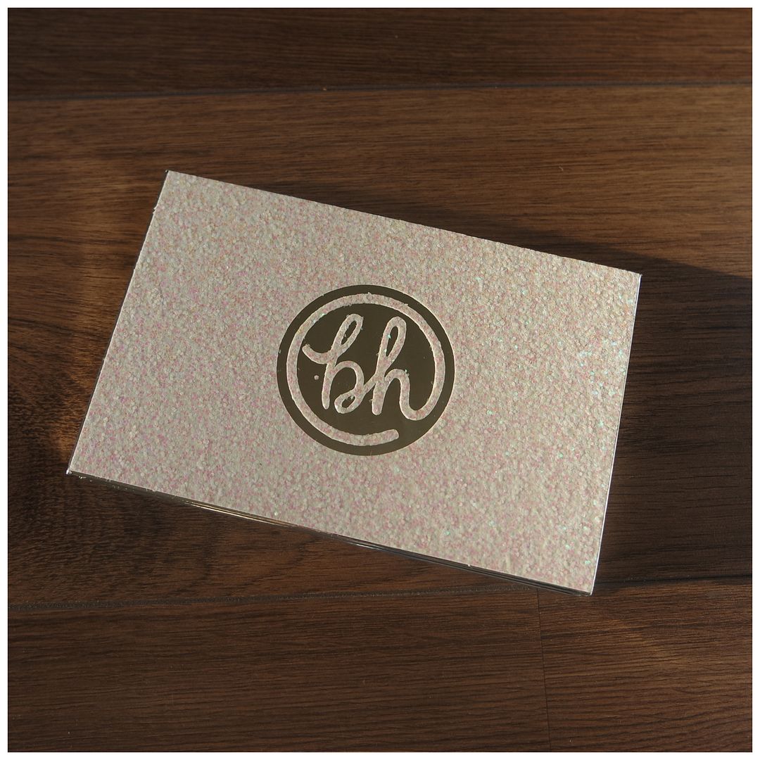 bh cosmetics fairy lights eyeshadow palette limited edition holiday review swatch makeup look 4 looks 1 palette fair skin bh cosmetics fairy lights eyeshadow palette limited edition holiday review swatch makeup look 4 looks 1 palette fair skin