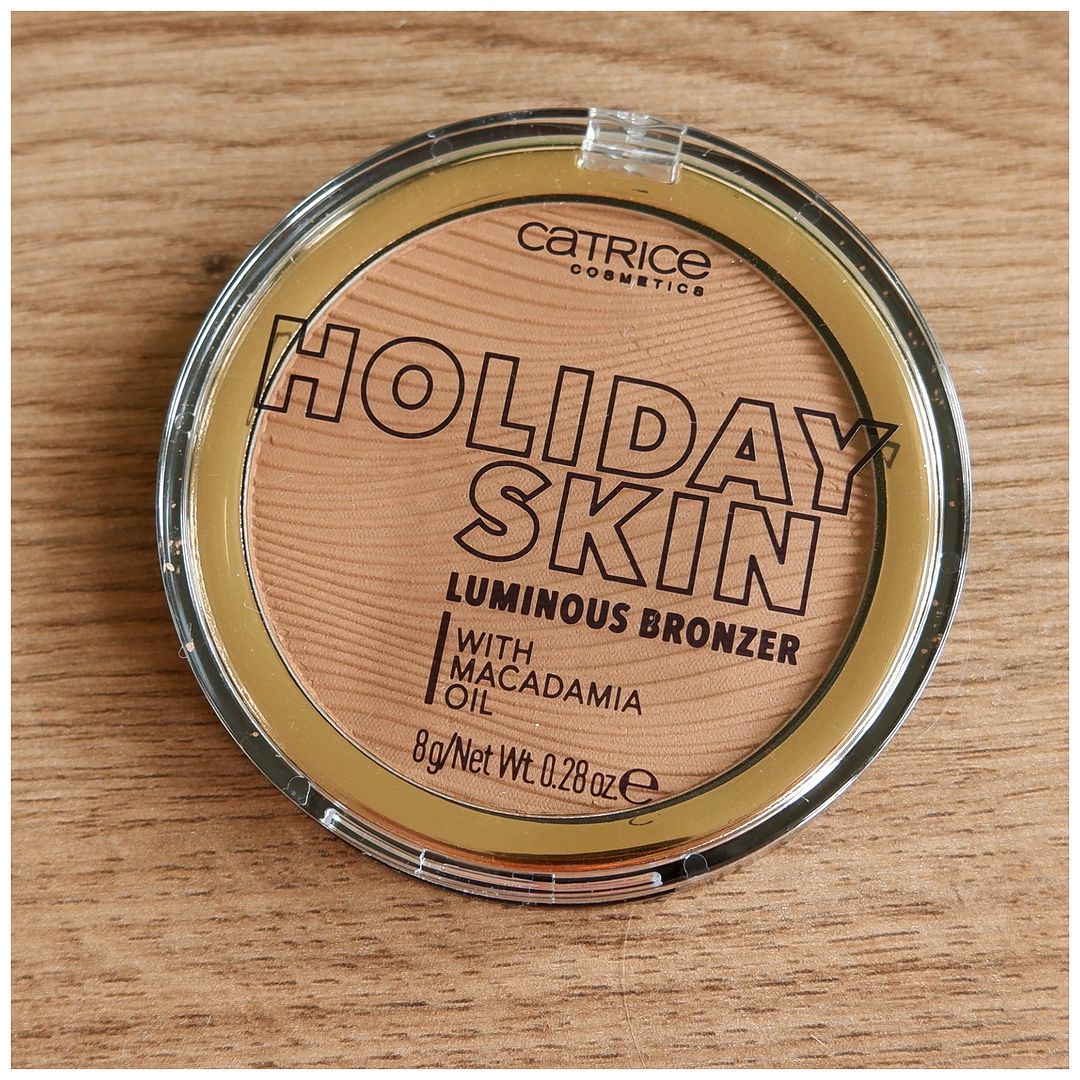 FLOATING IN DREAMS - Reviews . Makeup . Fashion . everyday beauty made ...