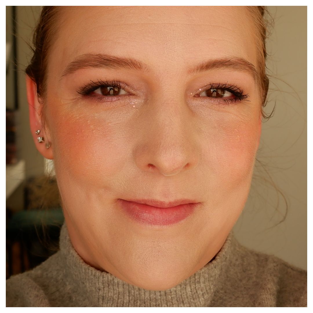 catrice skin glaze hydrating serum primer review swatch makeup look application drugstore dry skin catrice skin glaze hydrating serum primer review swatch makeup look application drugstore dry skin
