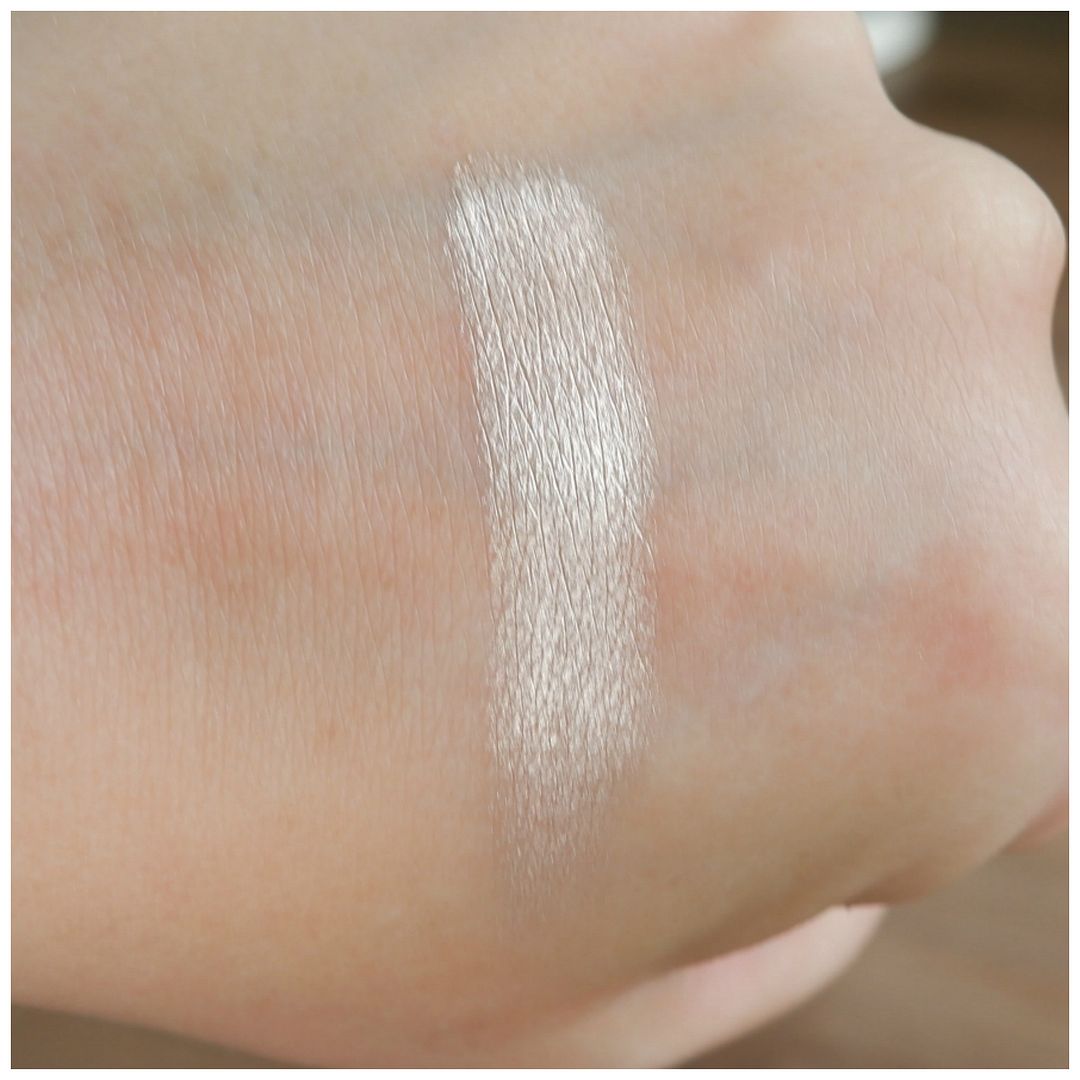 catrice sungasm limited edition collection review swatch bronzer primer highlighter setting spray catrice sungasm limited edition collection review swatch bronzer primer highlighter setting spray
