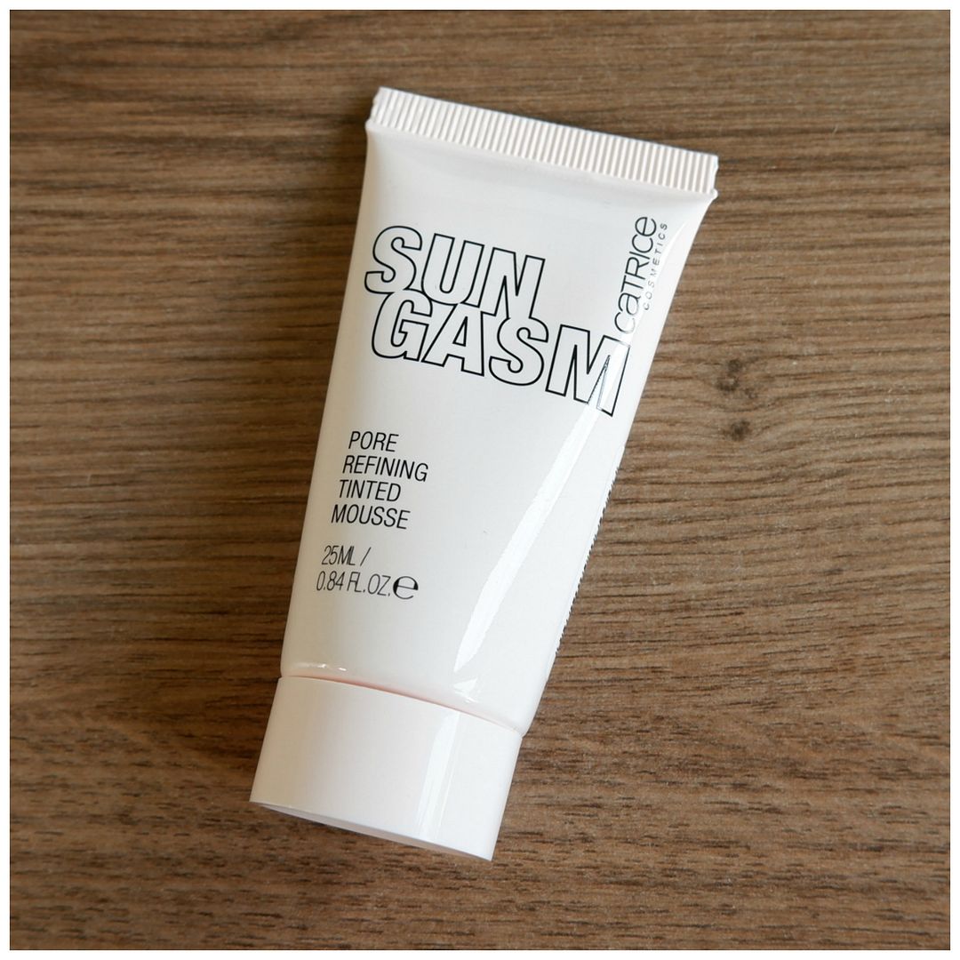 catrice sungasm limited edition collection review swatch bronzer primer highlighter setting spray catrice sungasm limited edition collection review swatch bronzer primer highlighter setting spray