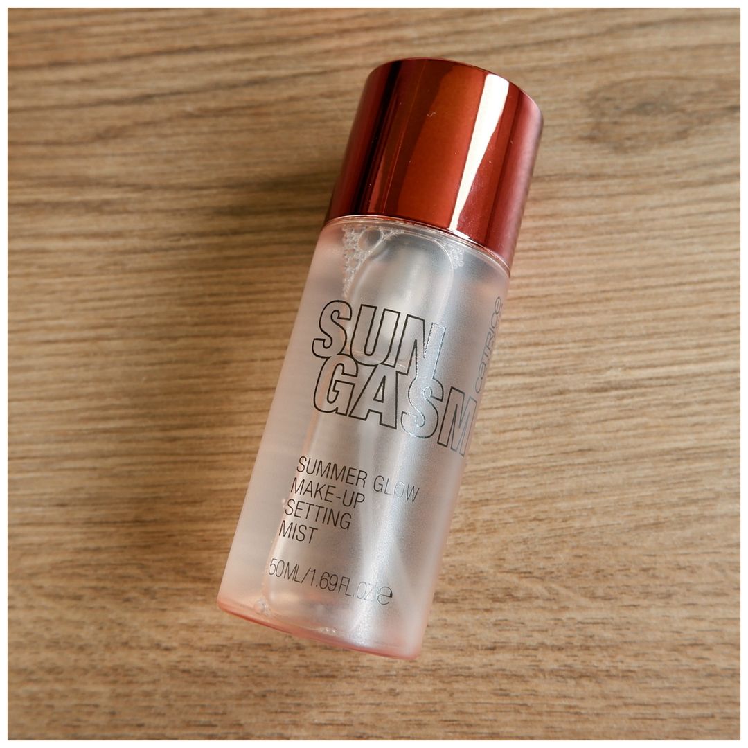 catrice sungasm limited edition collection review swatch bronzer primer highlighter setting spray catrice sungasm limited edition collection review swatch bronzer primer highlighter setting spray