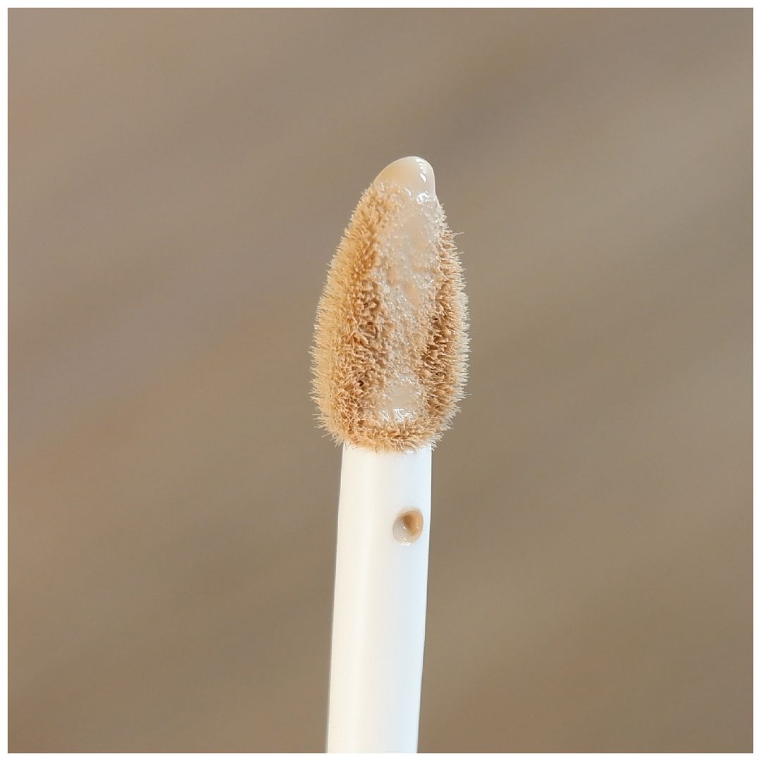 catrice true skin concealer 002 neutral ivory review swatch makeup look application catrice true skin concealer 002 neutral ivory review swatch makeup look application