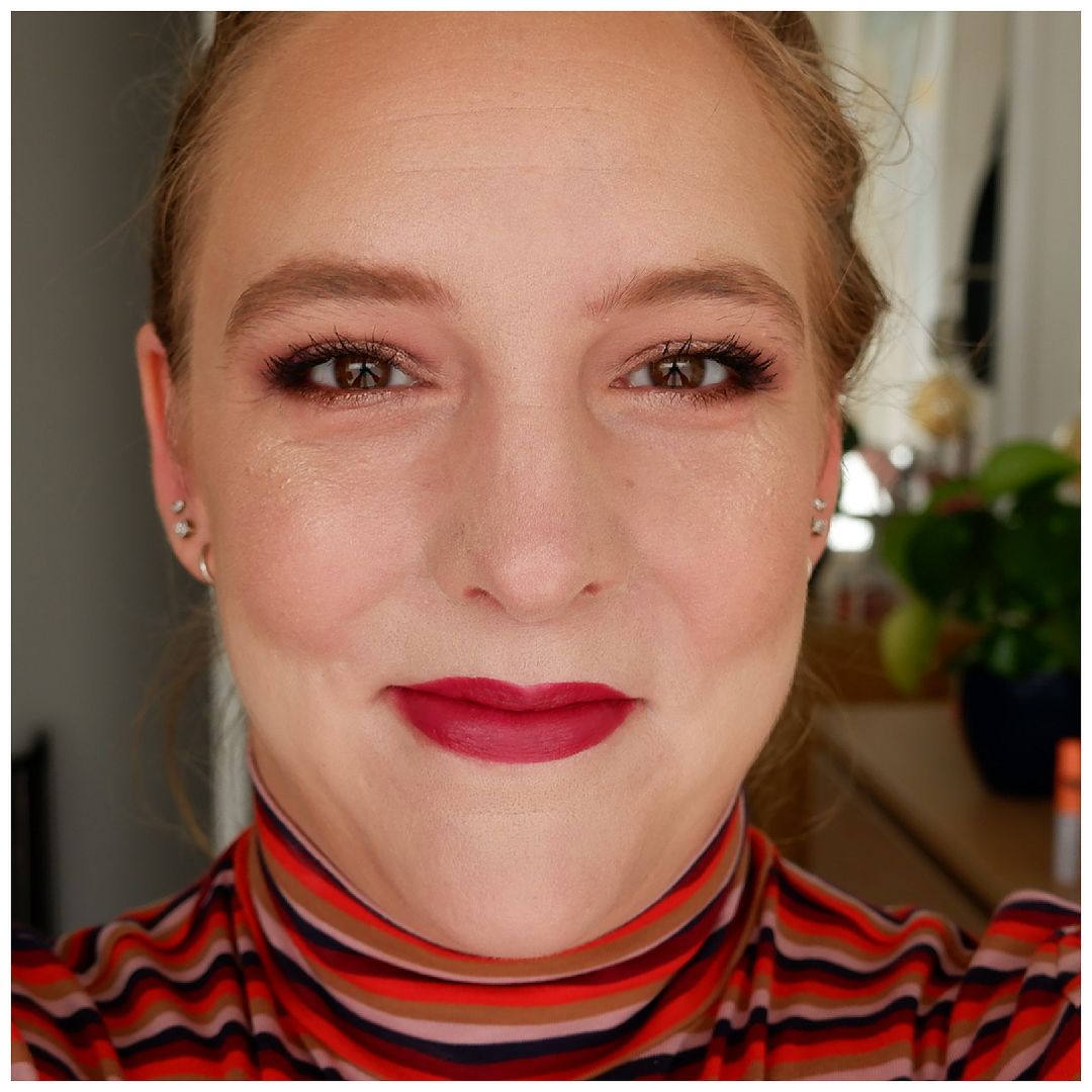 catrice true skin concealer 002 neutral ivory review swatch makeup look application catrice true skin concealer 002 neutral ivory review swatch makeup look application