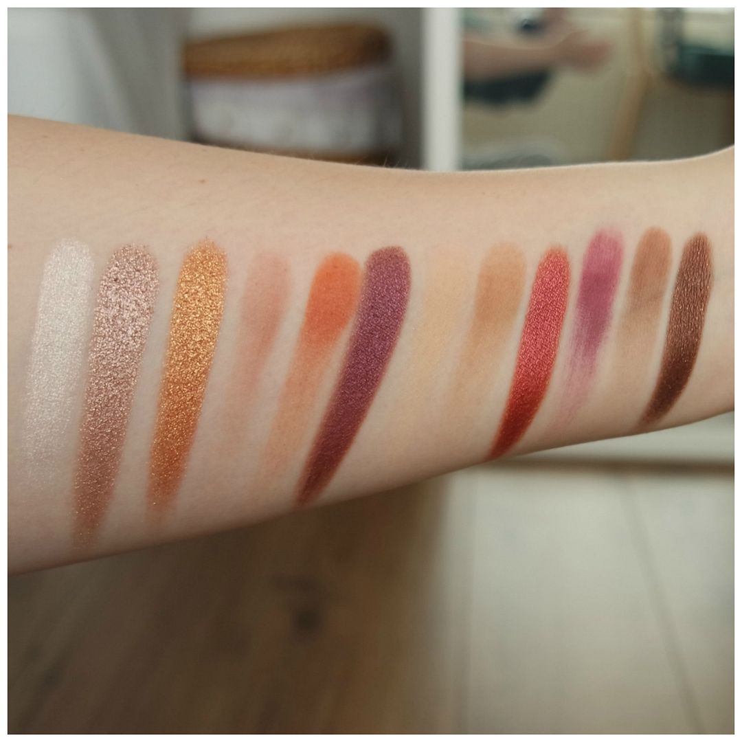 coloured raine queen of hearts eyeshadow palette review swatch makeup look 3 looks 1 palette coloured raine queen of hearts eyeshadow palette review swatch makeup look 3 looks 1 palette