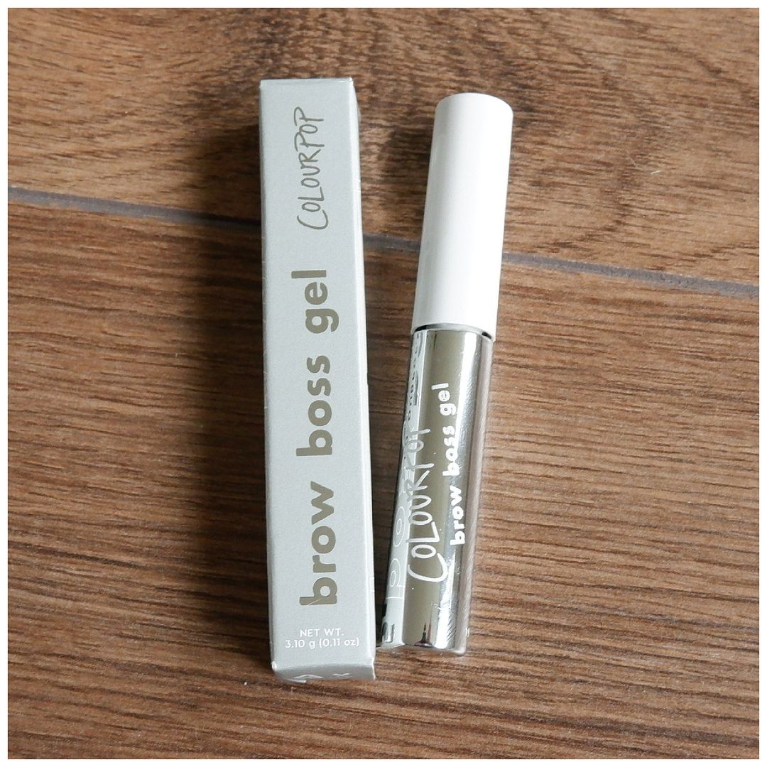 FLOATING IN DREAMS Reviews . Makeup . Fashion . everyday beauty made