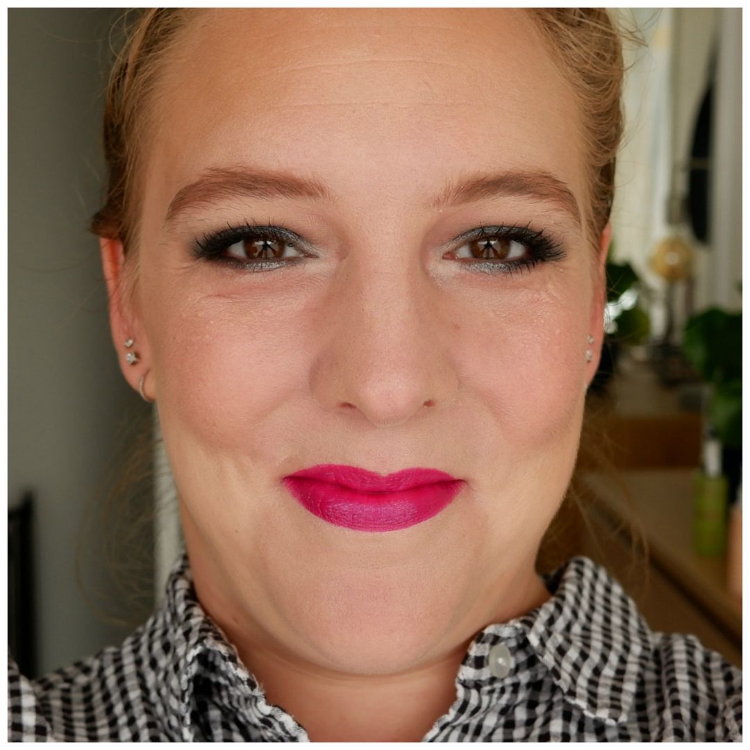 colourpop pretty fresh foundation review swatch fair skin fair 20N makeup look colourpop pretty fresh foundation review swatch fair skin fair 20N makeup look