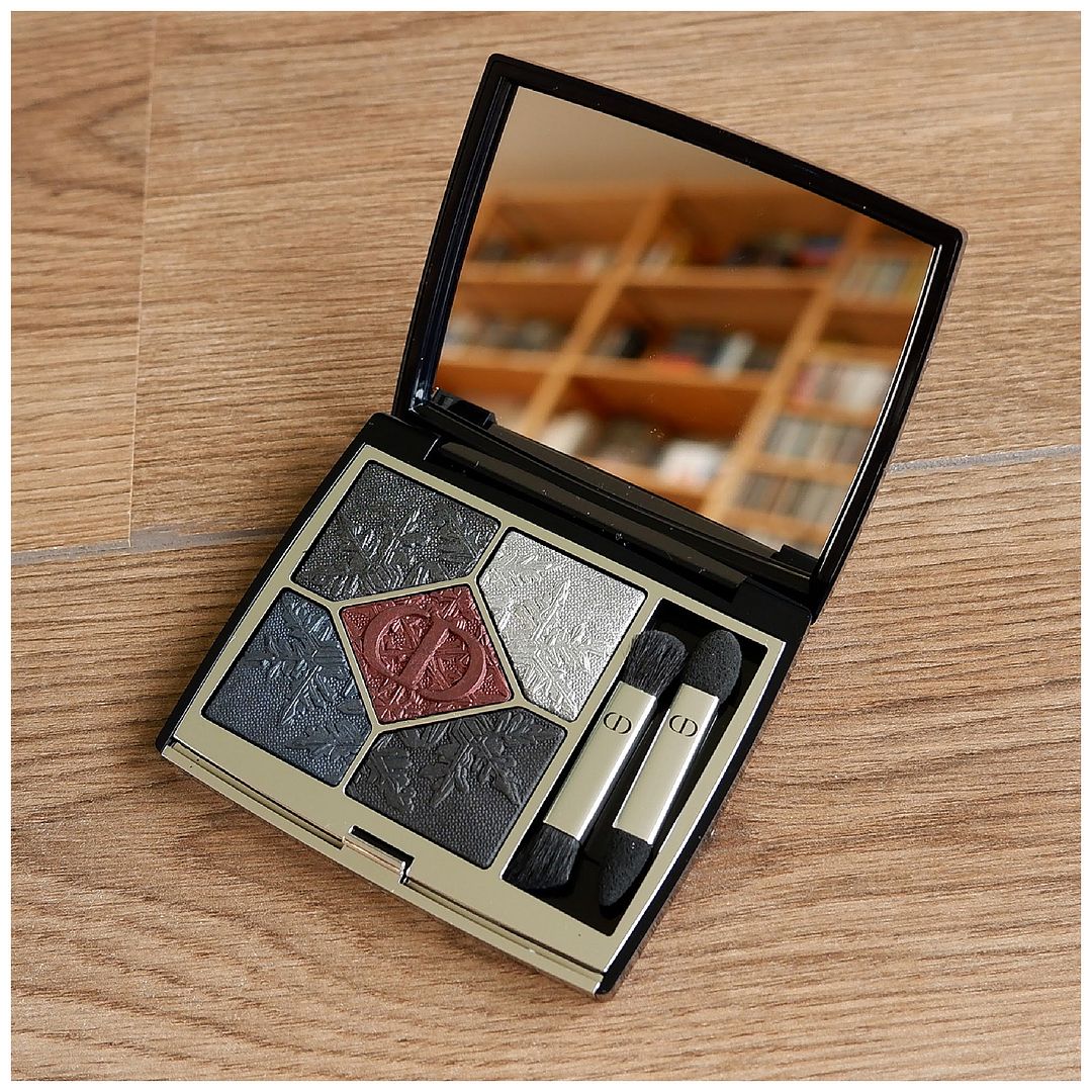 dior golden nights holiday 2020 limited edition 089 black night collection eyeshadow palette review swatch makeup look dior golden nights holiday 2020 limited edition 089 black night collection eyeshadow palette review swatch makeup look