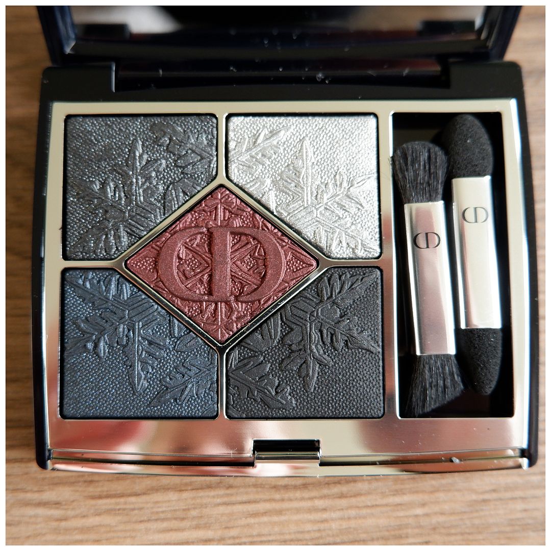 dior golden nights holiday 2020 limited edition 089 black night collection eyeshadow palette review swatch makeup look dior golden nights holiday 2020 limited edition 089 black night collection eyeshadow palette review swatch makeup look