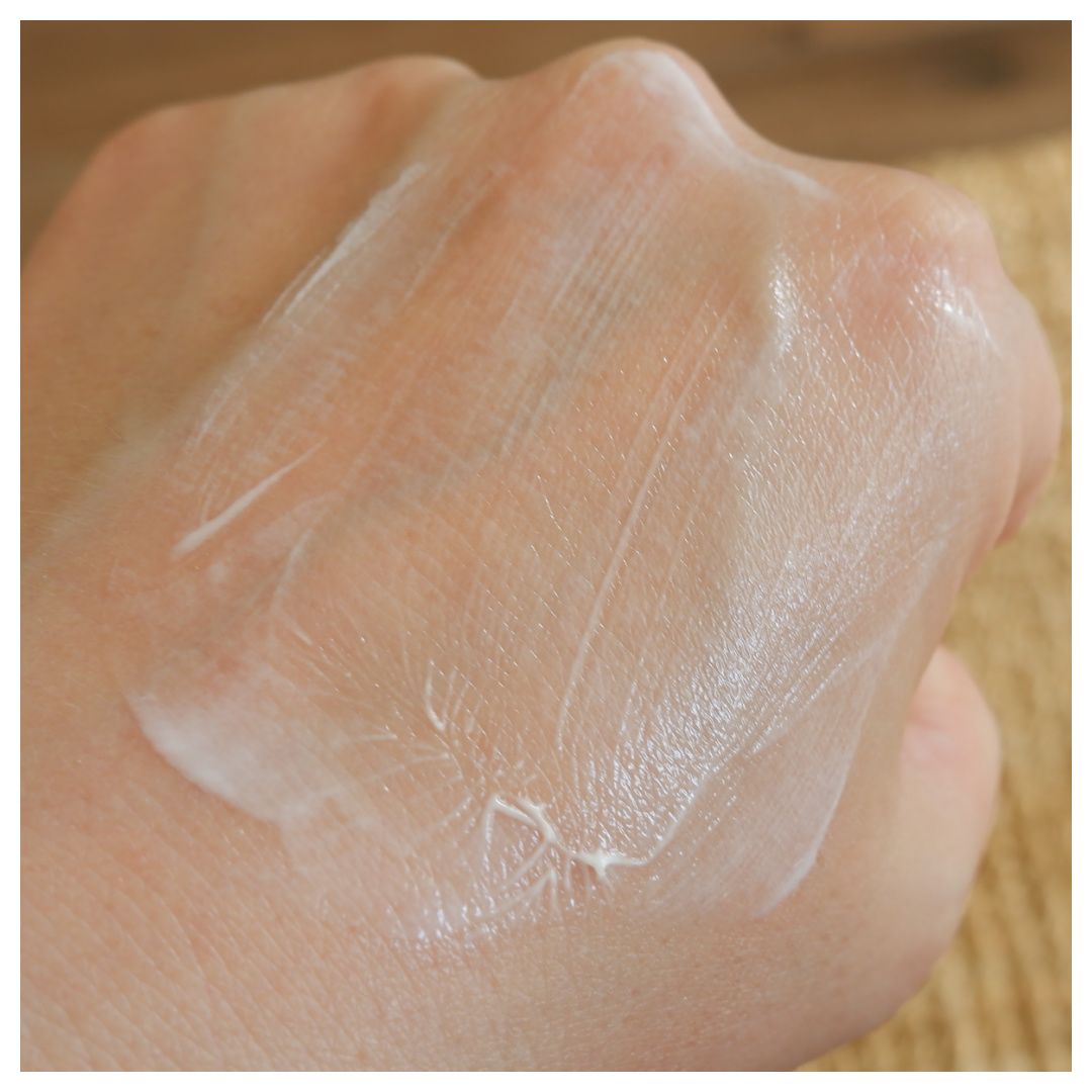 e45 face moisturizer uk drugstore review swatch application dry skin sensitive skin